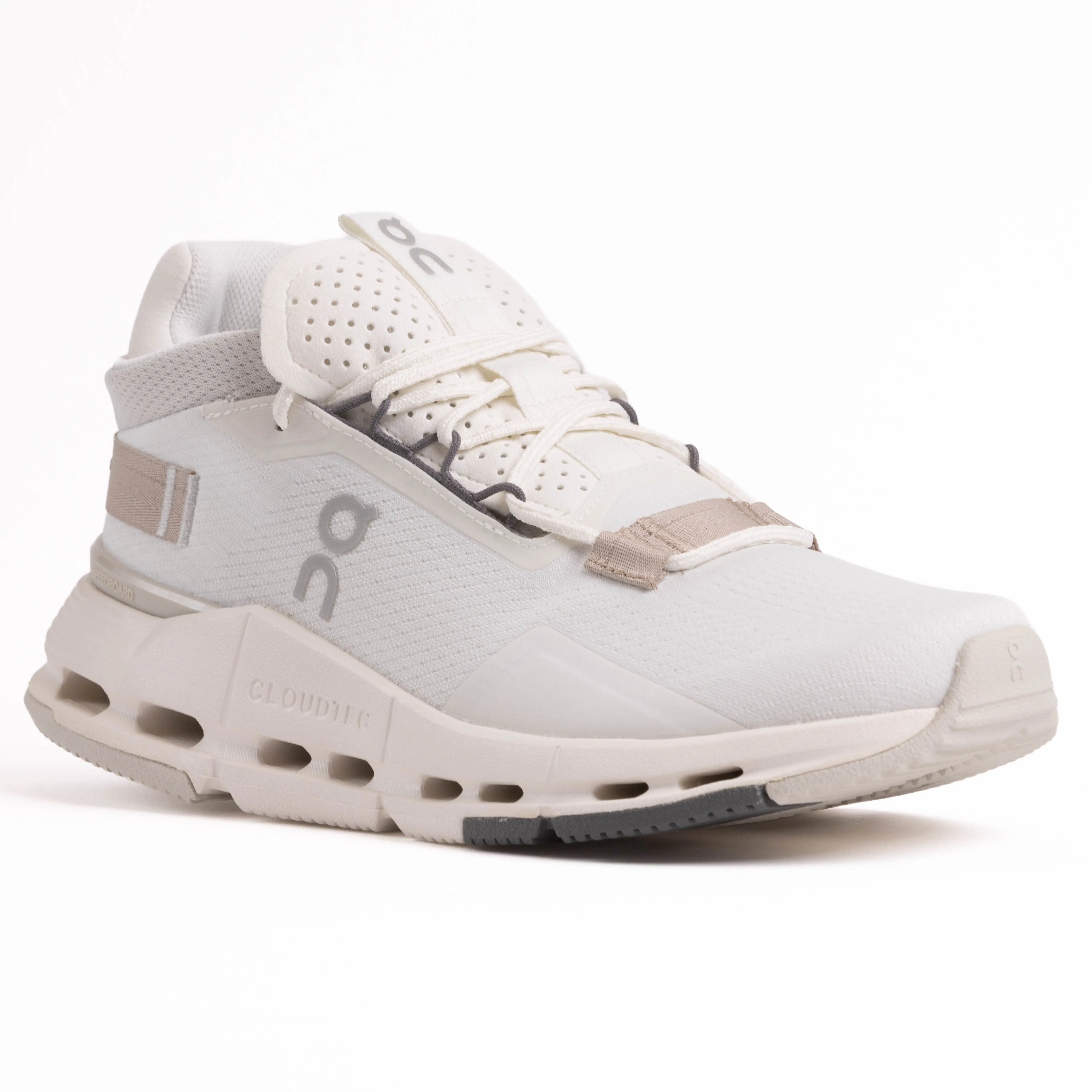 Women's Cloudnova  2 - Ice/Sand