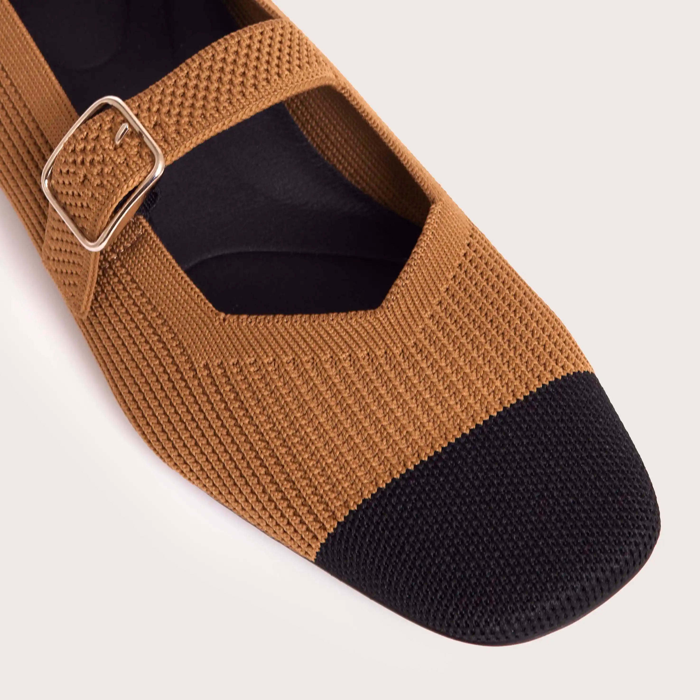 Allerton - Tan/Black