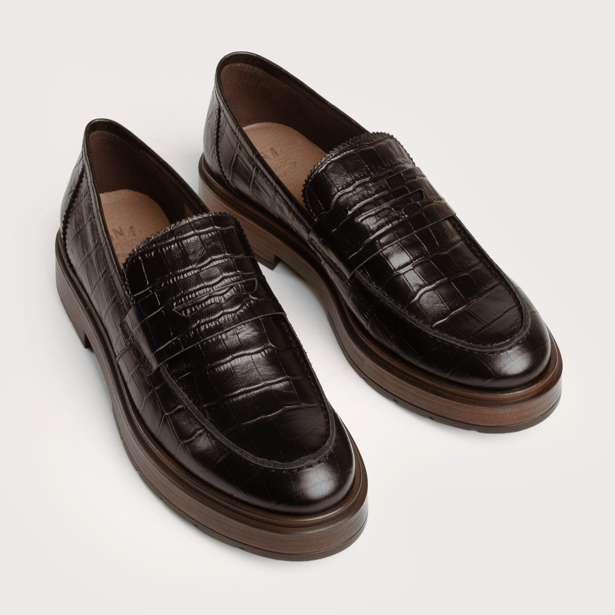Bevy - Black Croc