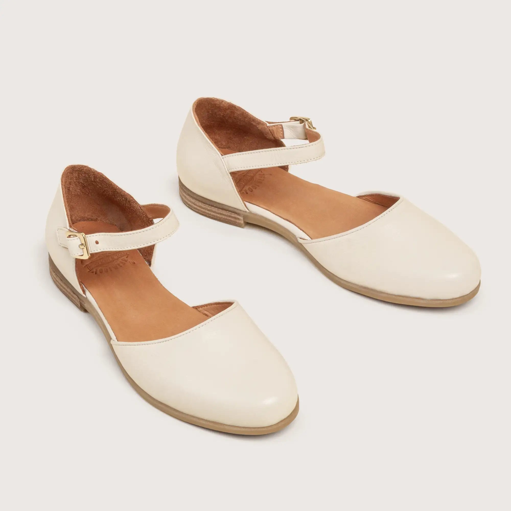 Coles - Cream