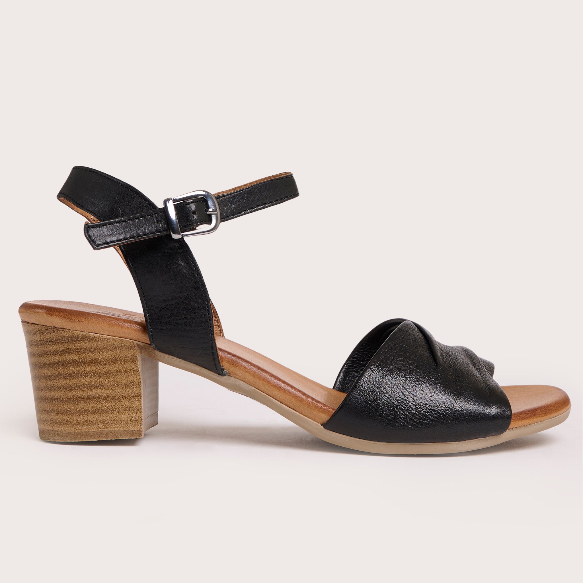 Astoria - Black - DNA Footwear