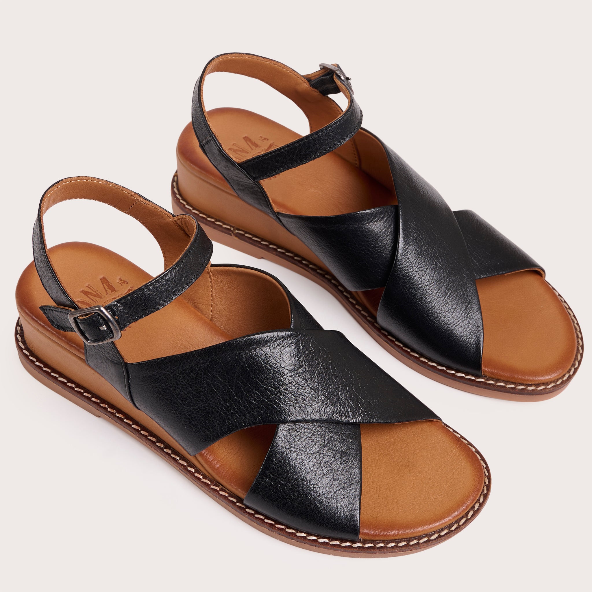 Canda - Black