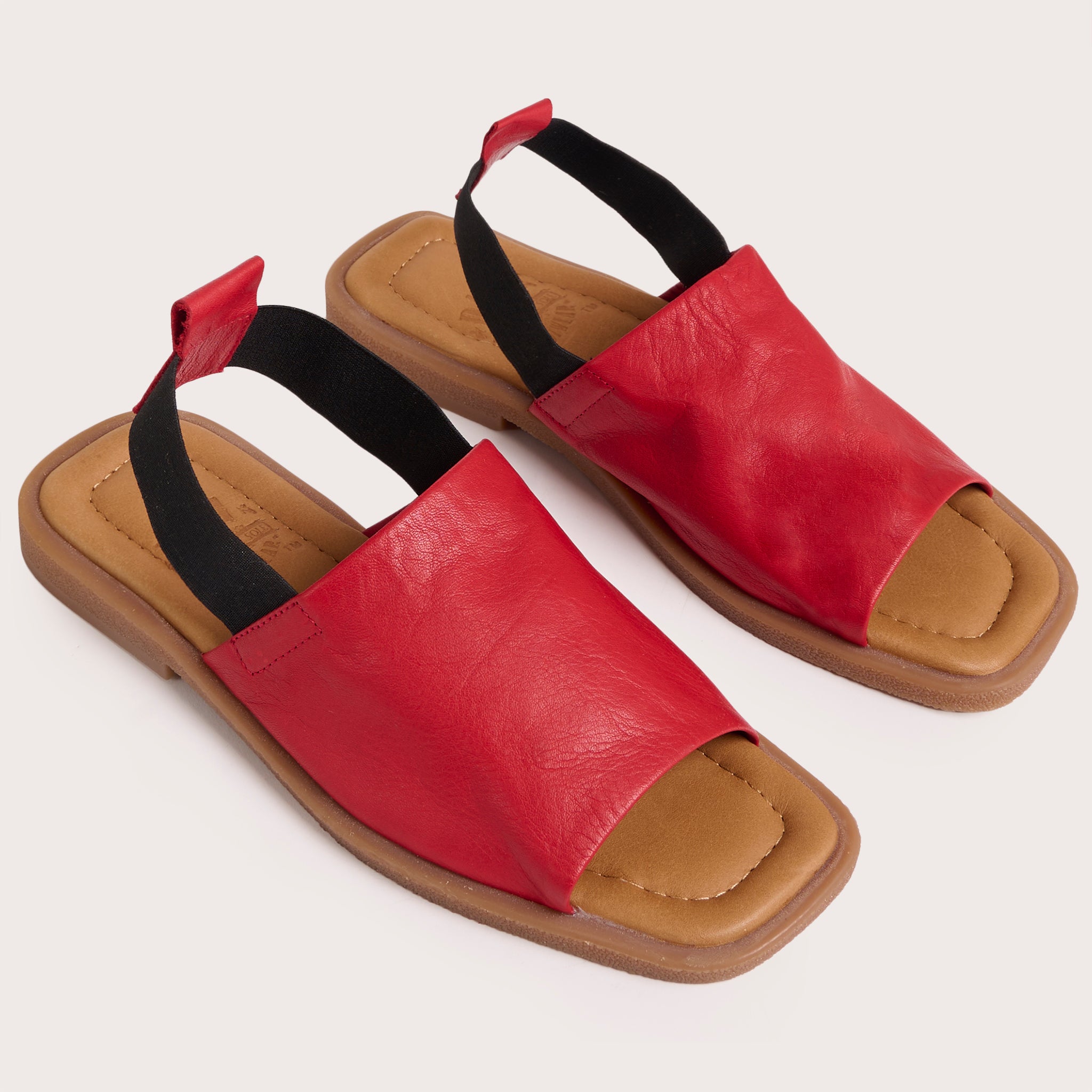 Gee - Red/Black