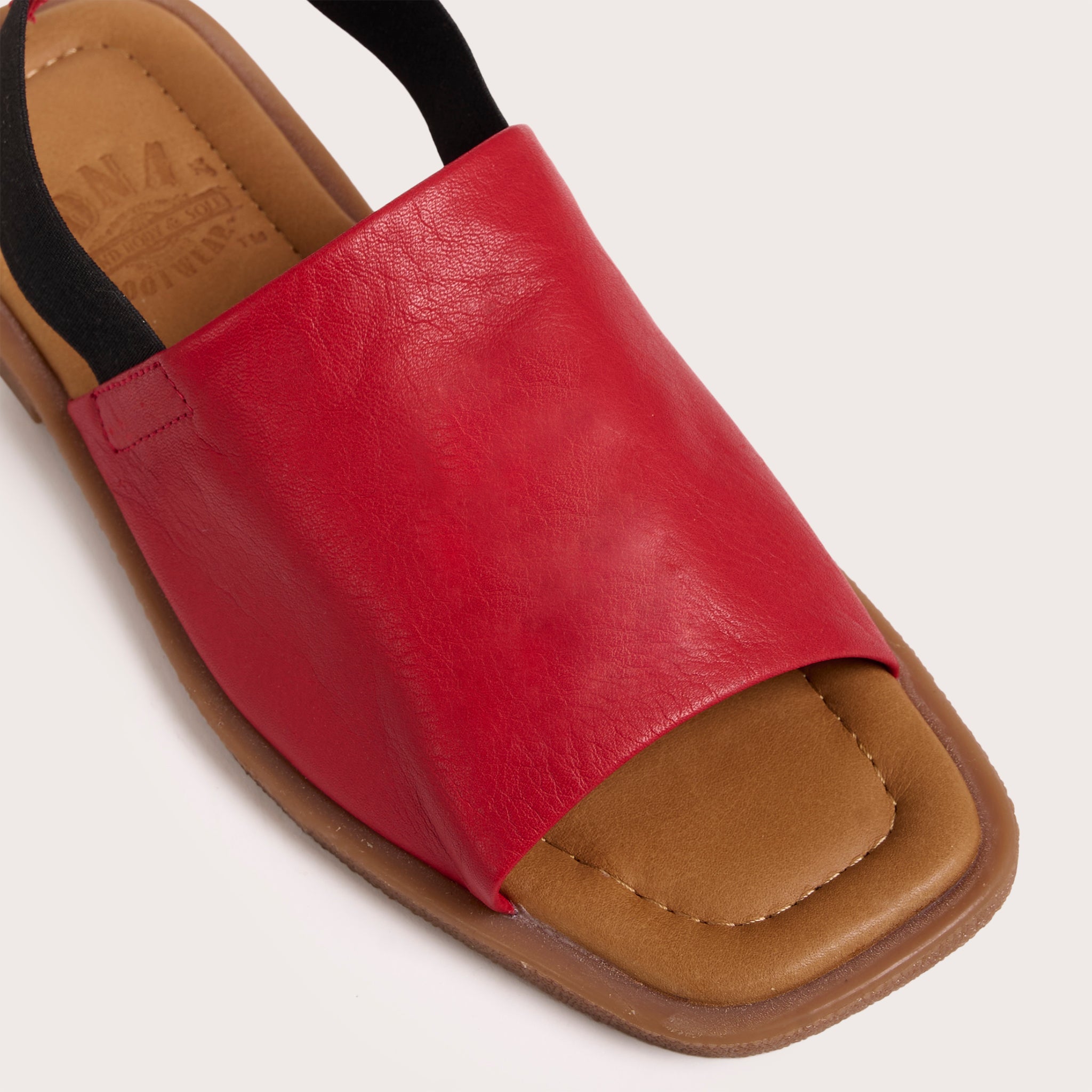 Gee - Red/Black