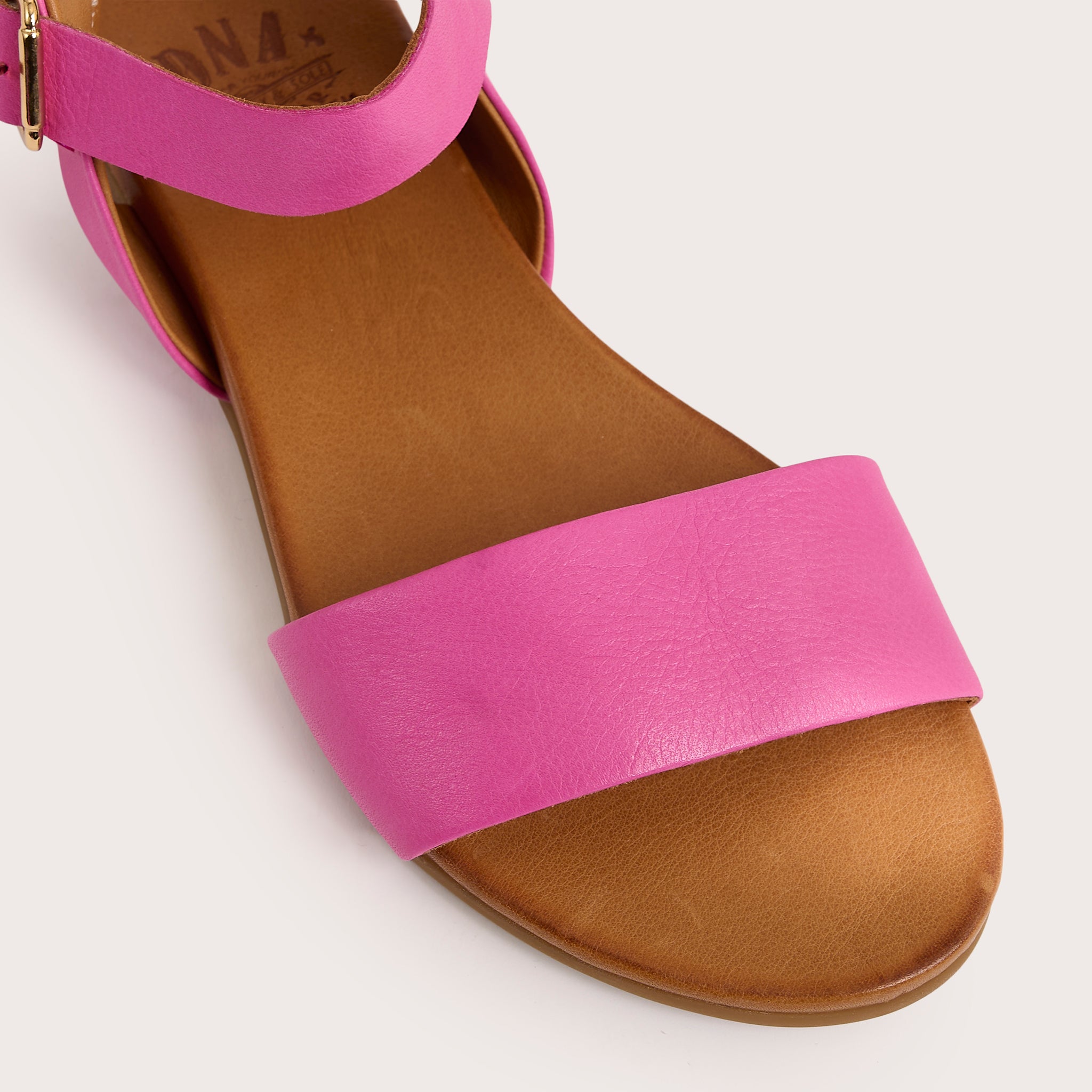 Rockaway - Fuschia - DNA Footwear