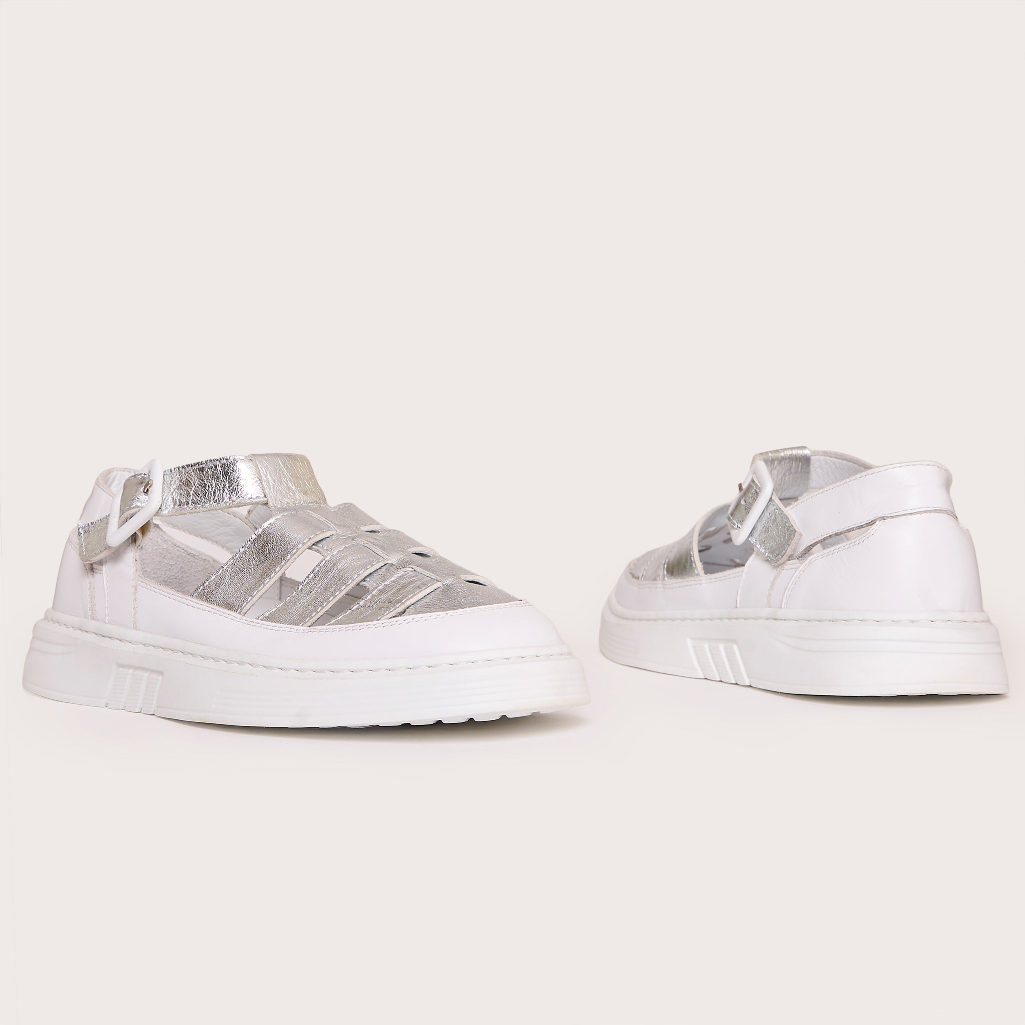 Virgil - Silver/White