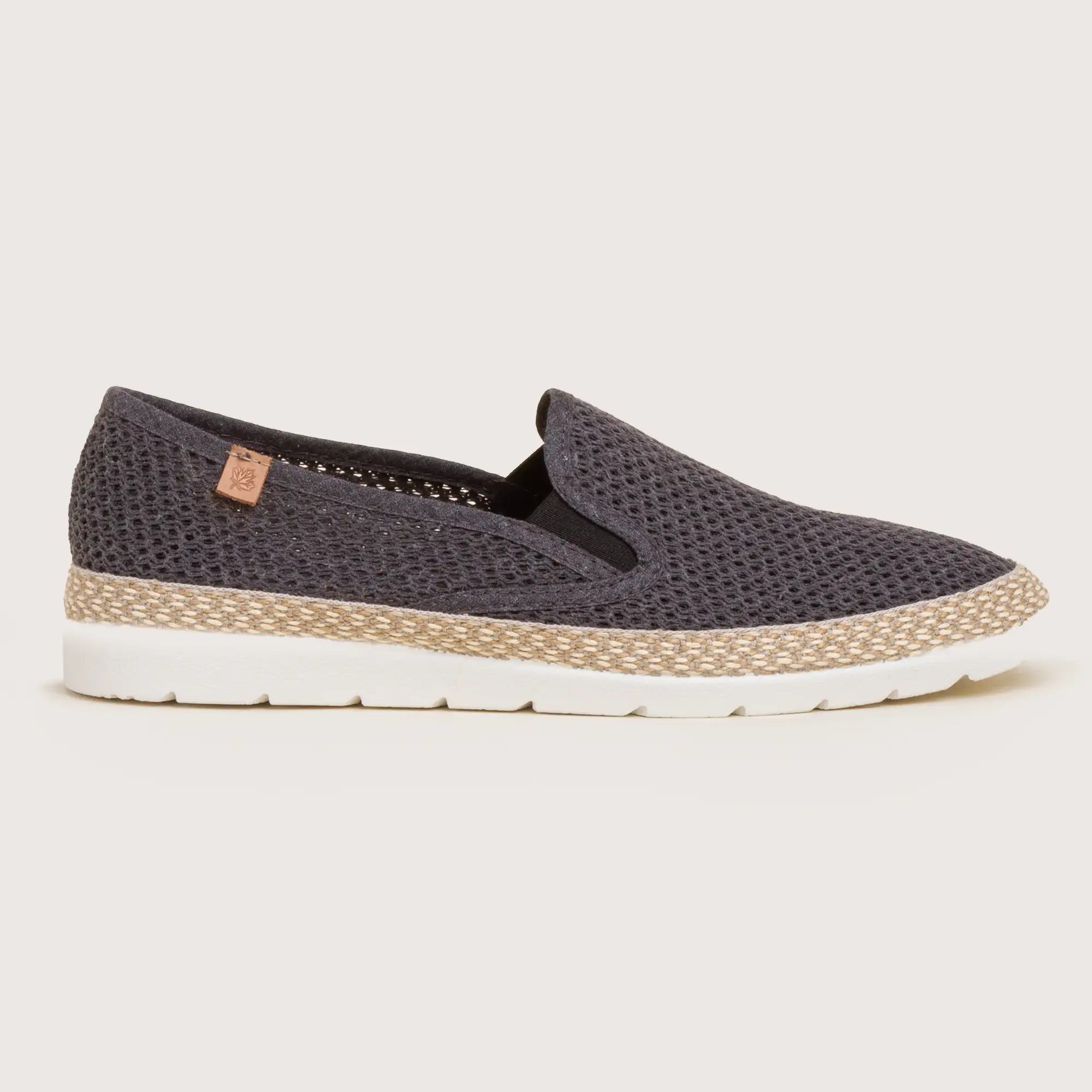 Delmar - Black Mesh