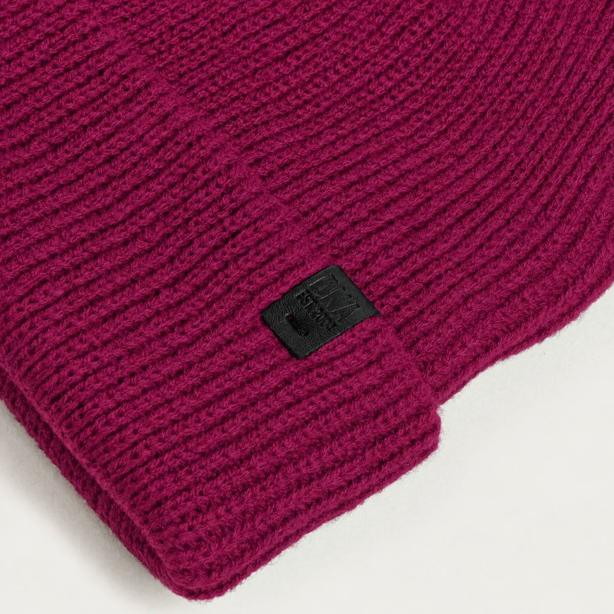 Wythe Ribbed Knit Beanie - Berry