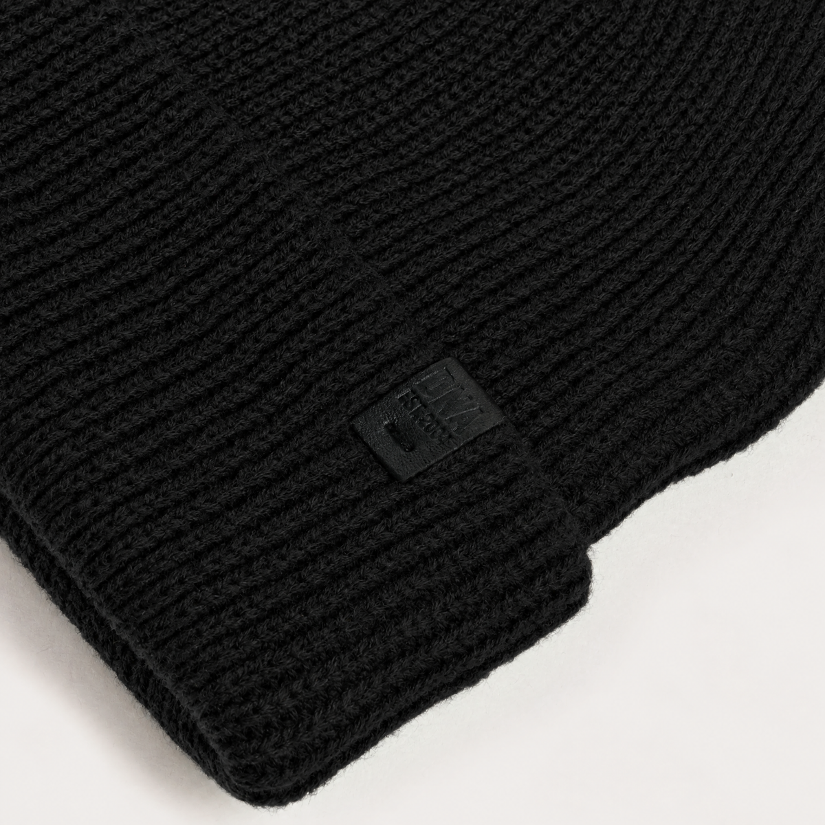 Wythe Ribbed Knit Beanie - Black