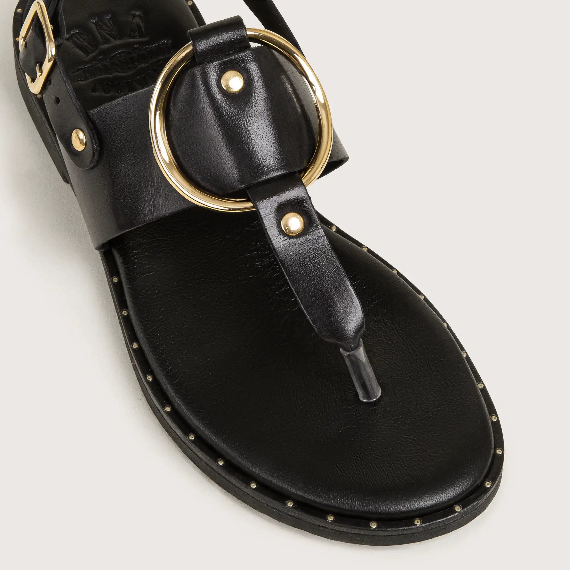 Elmwood - Black