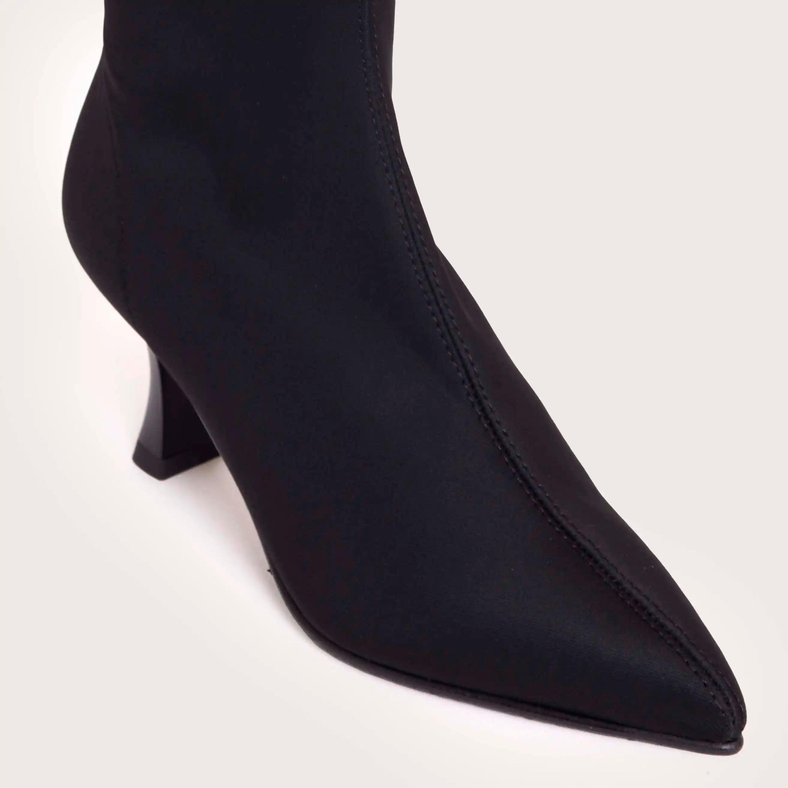 Martha - Black Suede