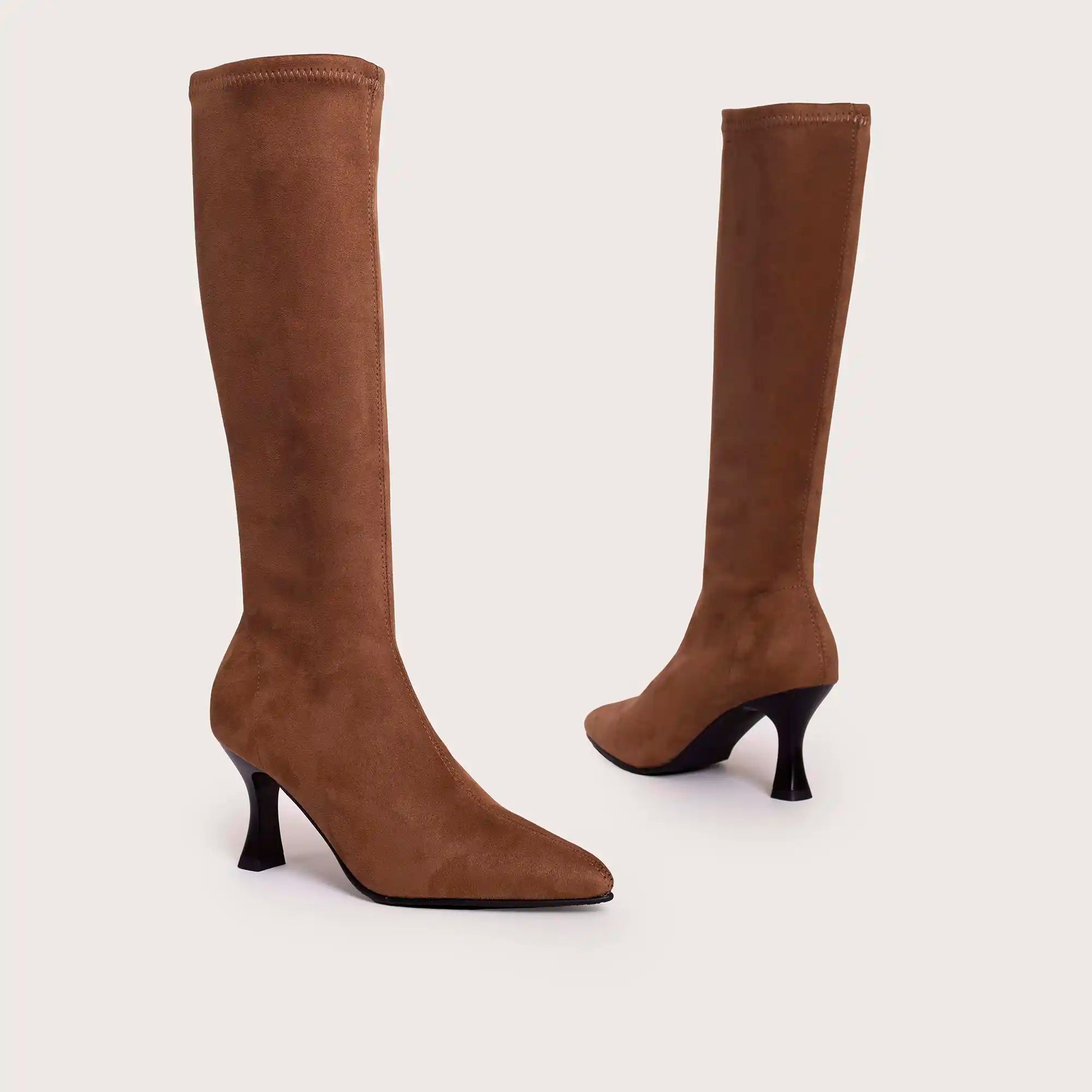 Hobart - Nut Suede