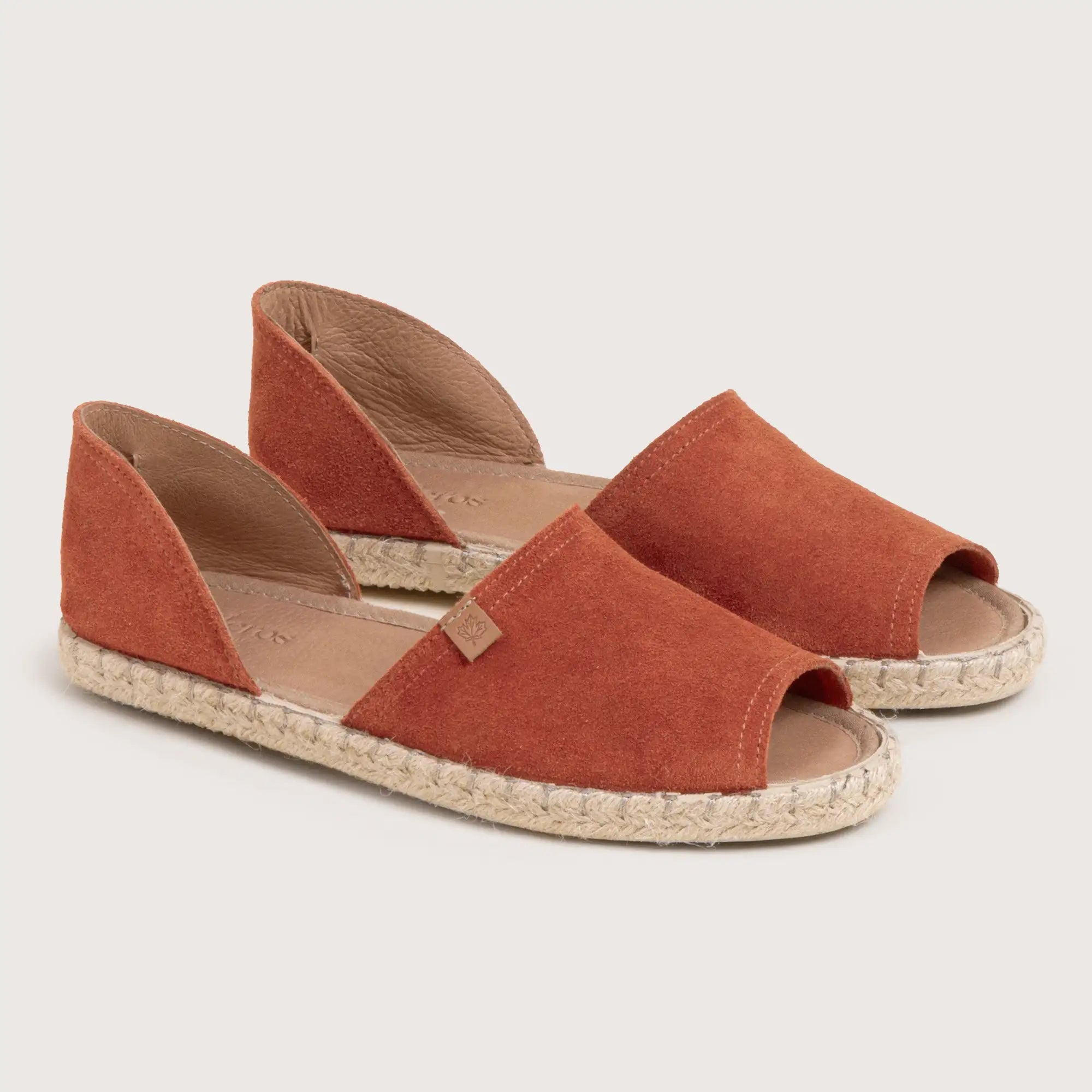 Isla - Spice Suede