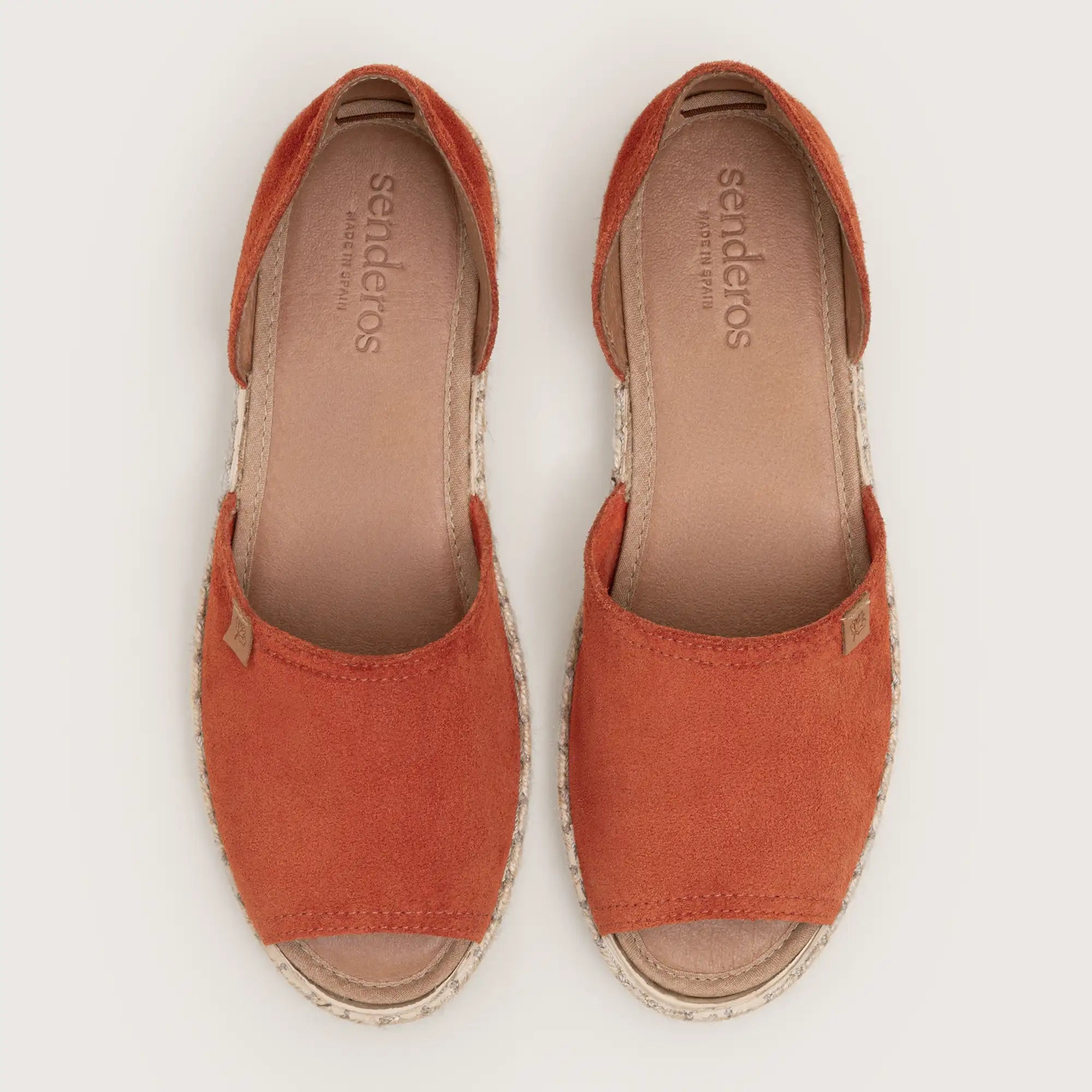Isla - Spice Suede