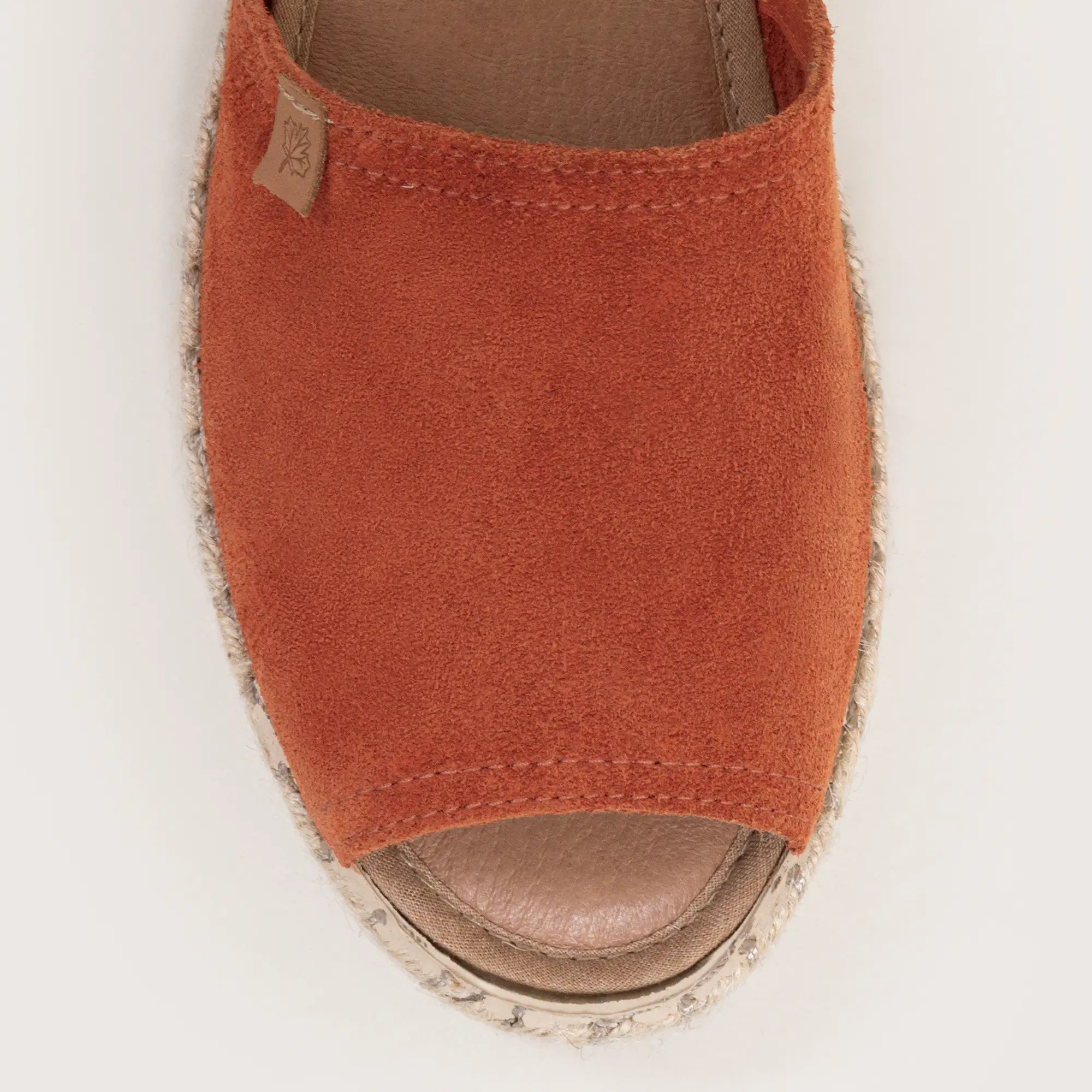 Isla - Spice Suede