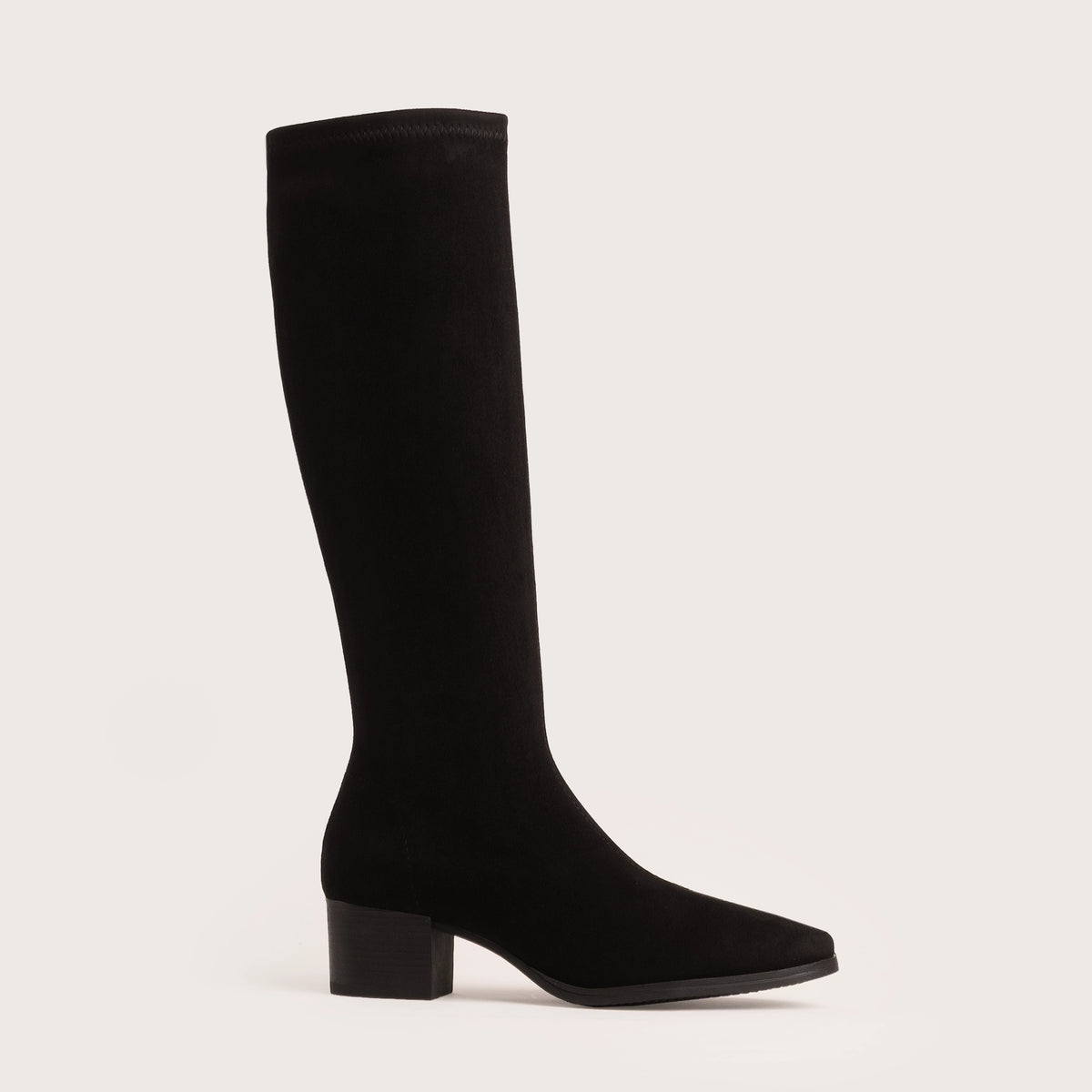 Knapp - Black Suede Stretch