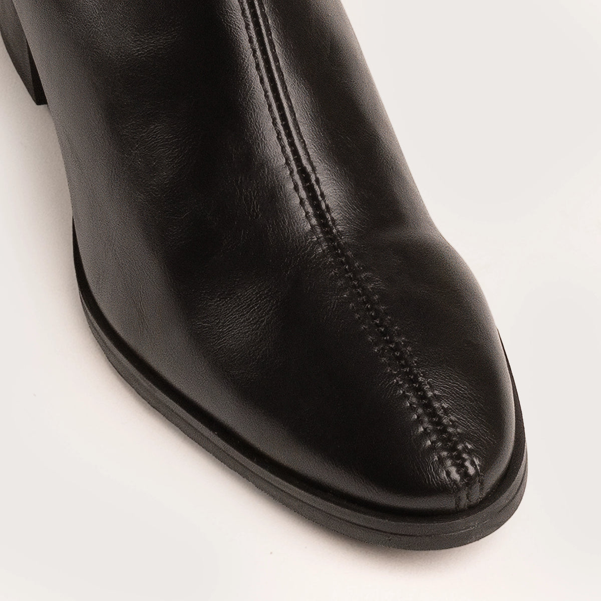 Knight - Black leather Stretch