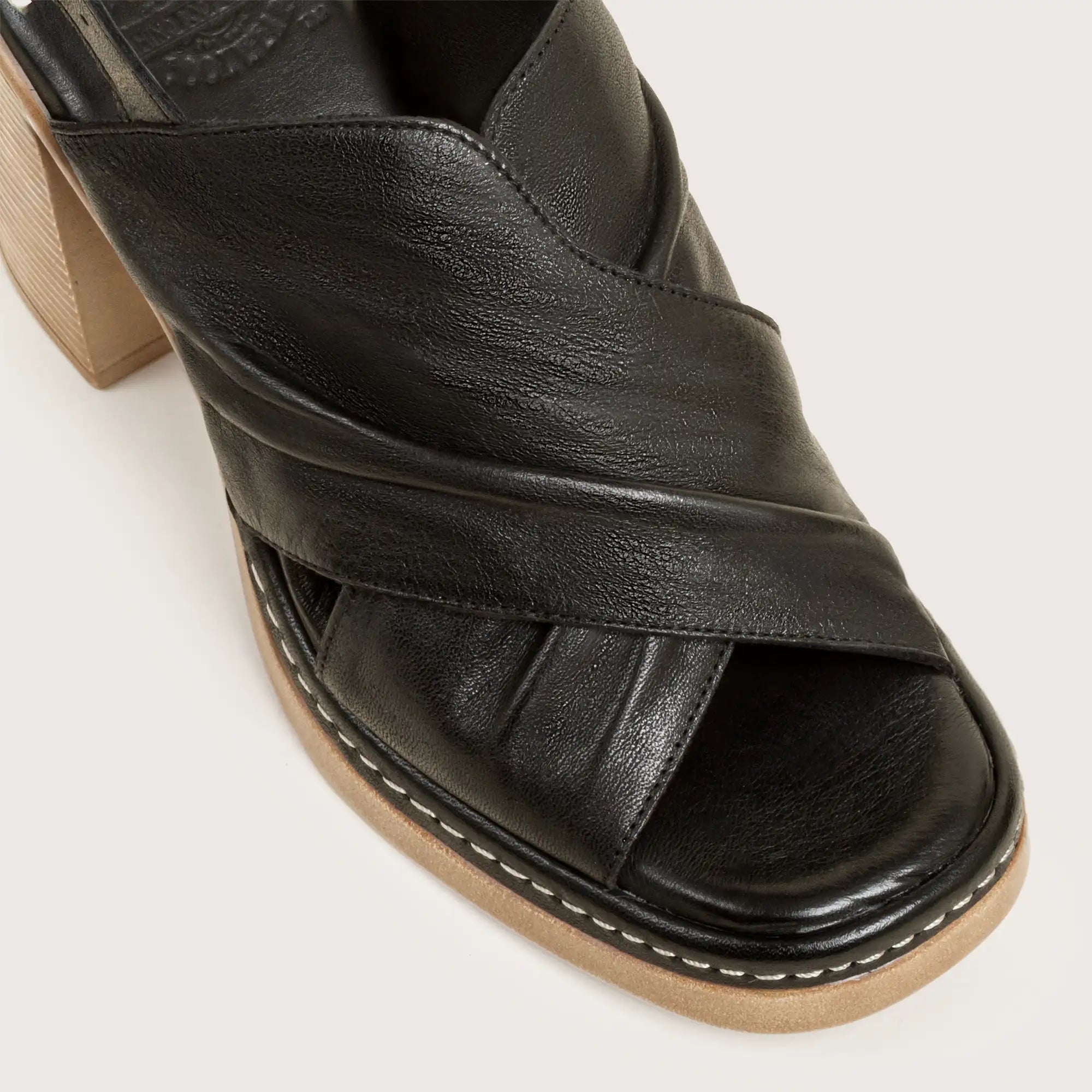 Lasalle - Black