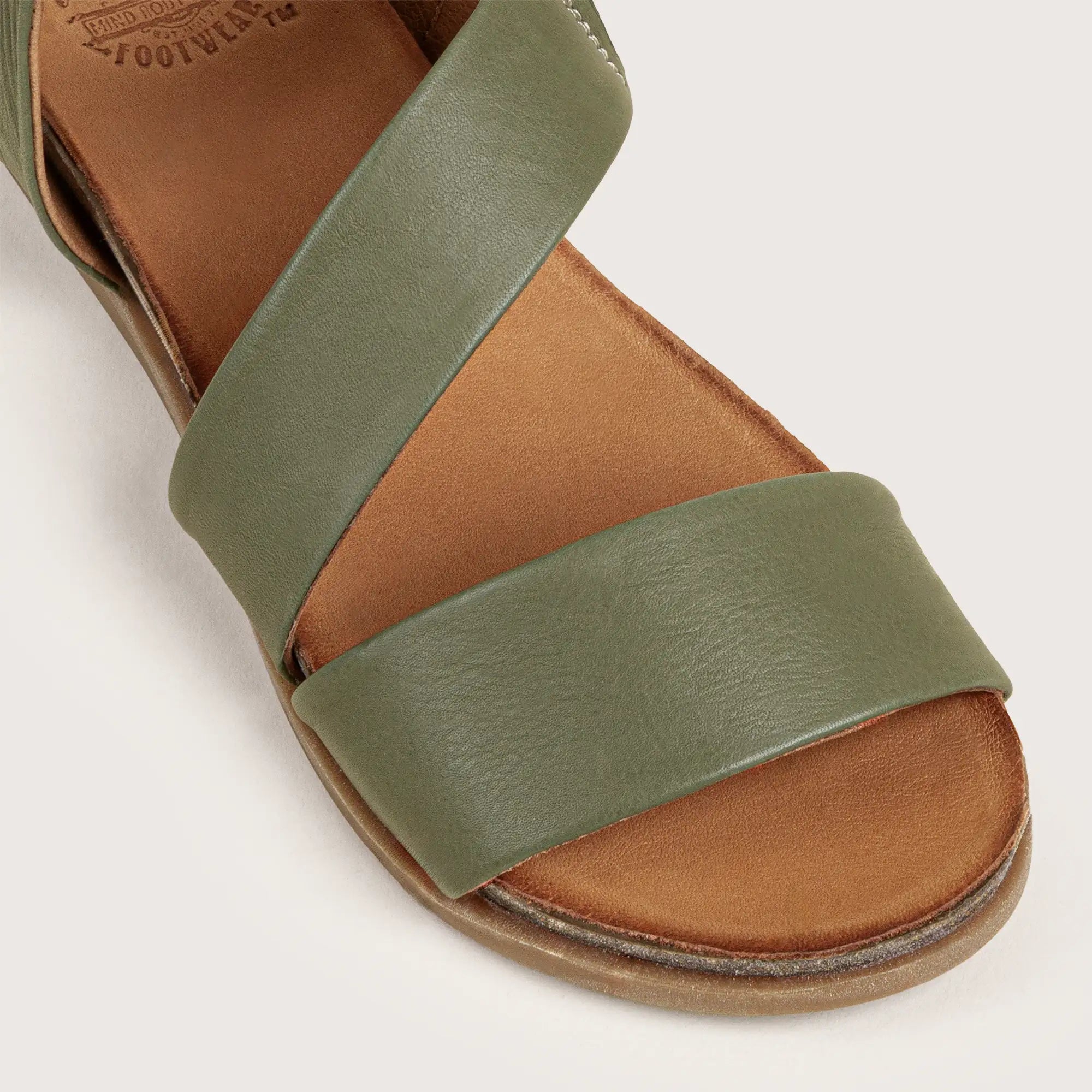 Libby - Olive/Tan