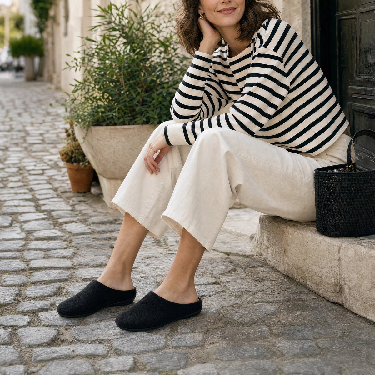 Malta - This Was A Bottle Slipper - Black