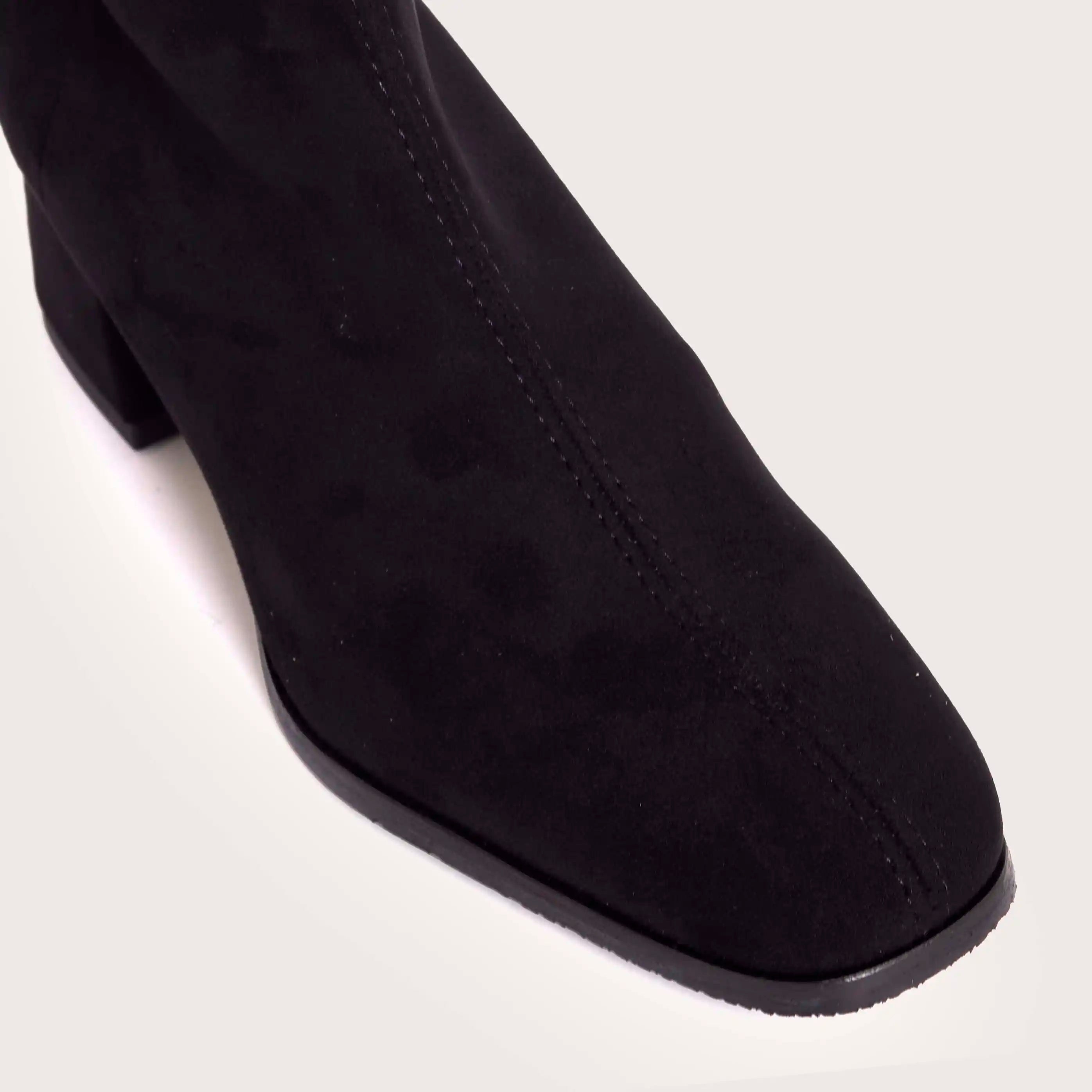 Marolla - Black Suede