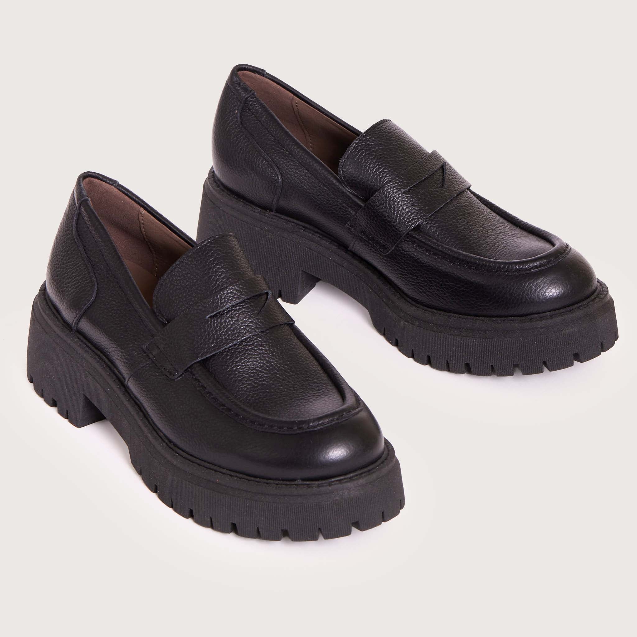 Monterey - Black