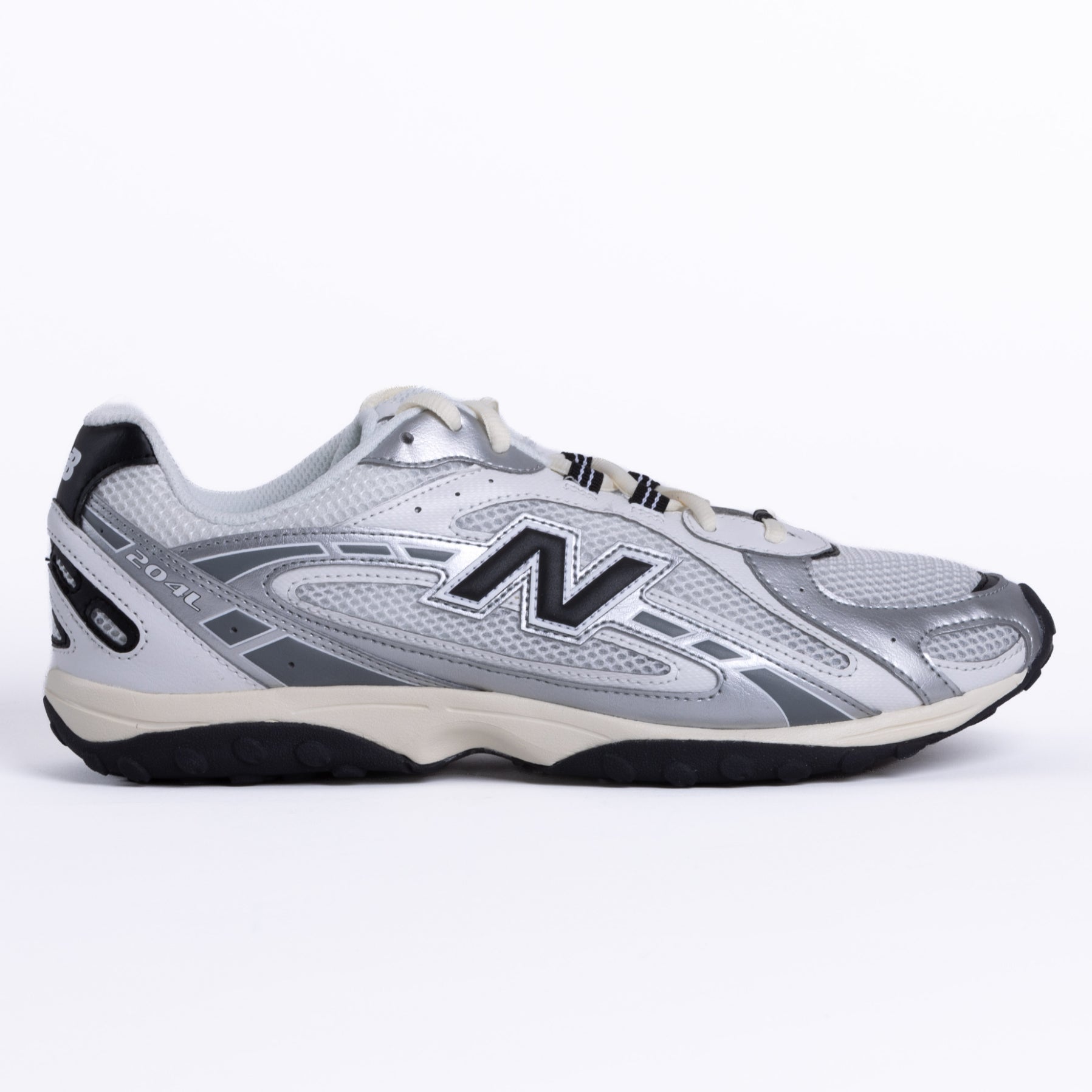 New Balance 204 - Silver Metalllic
