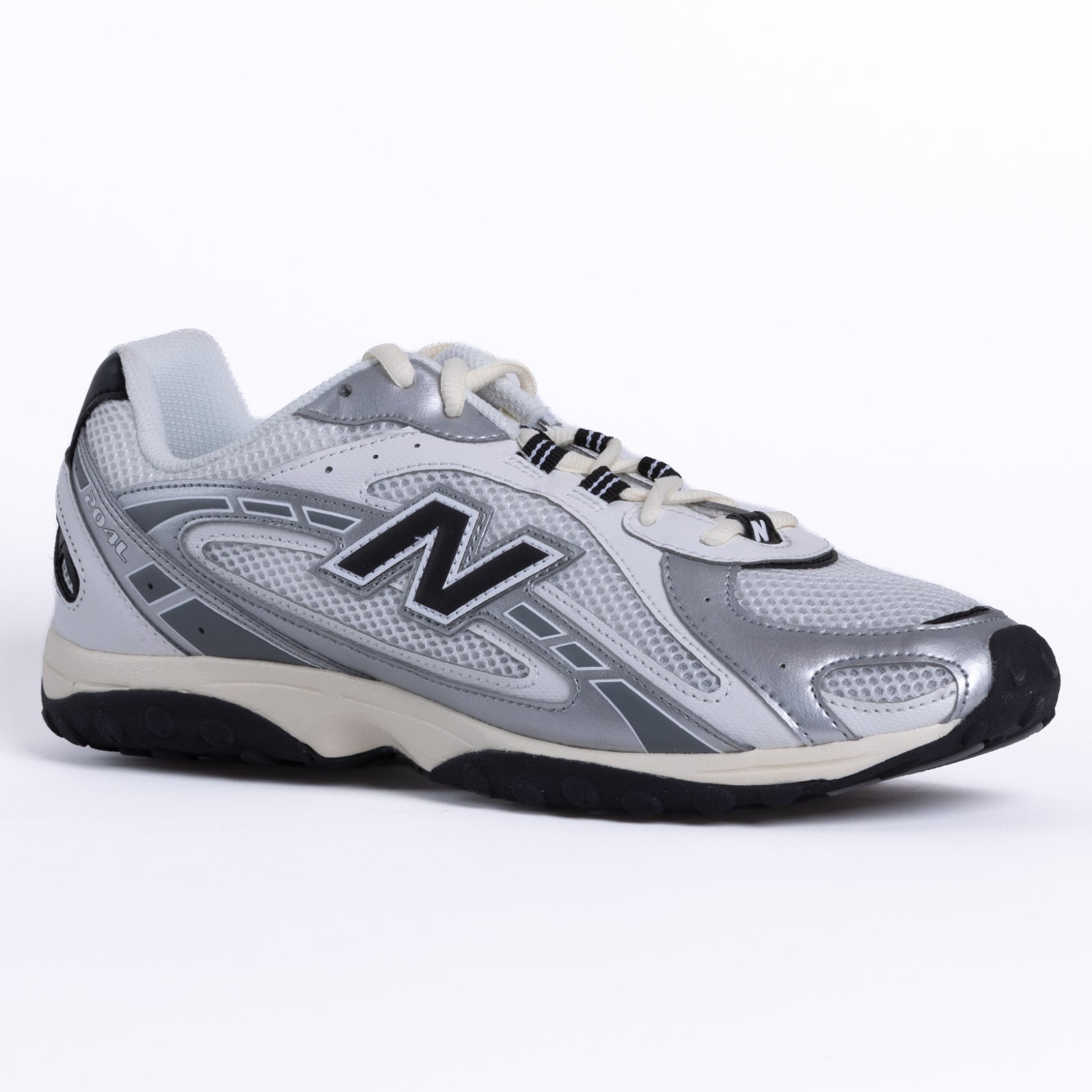 New Balance 204 - Silver Metalllic