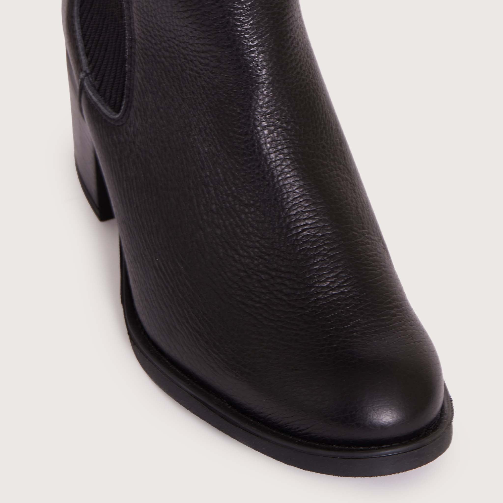Pierce- Black