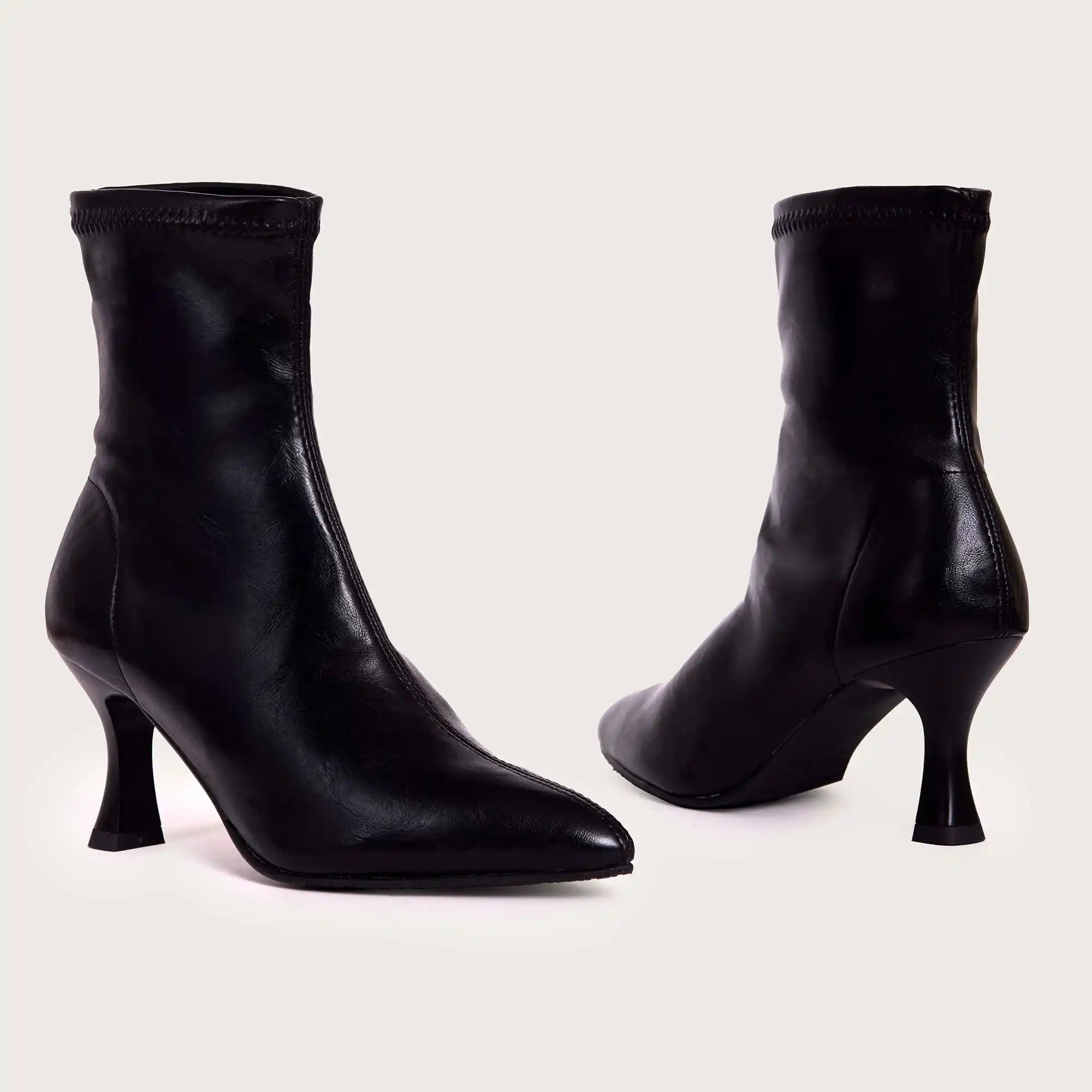 Hicks - Black Leather