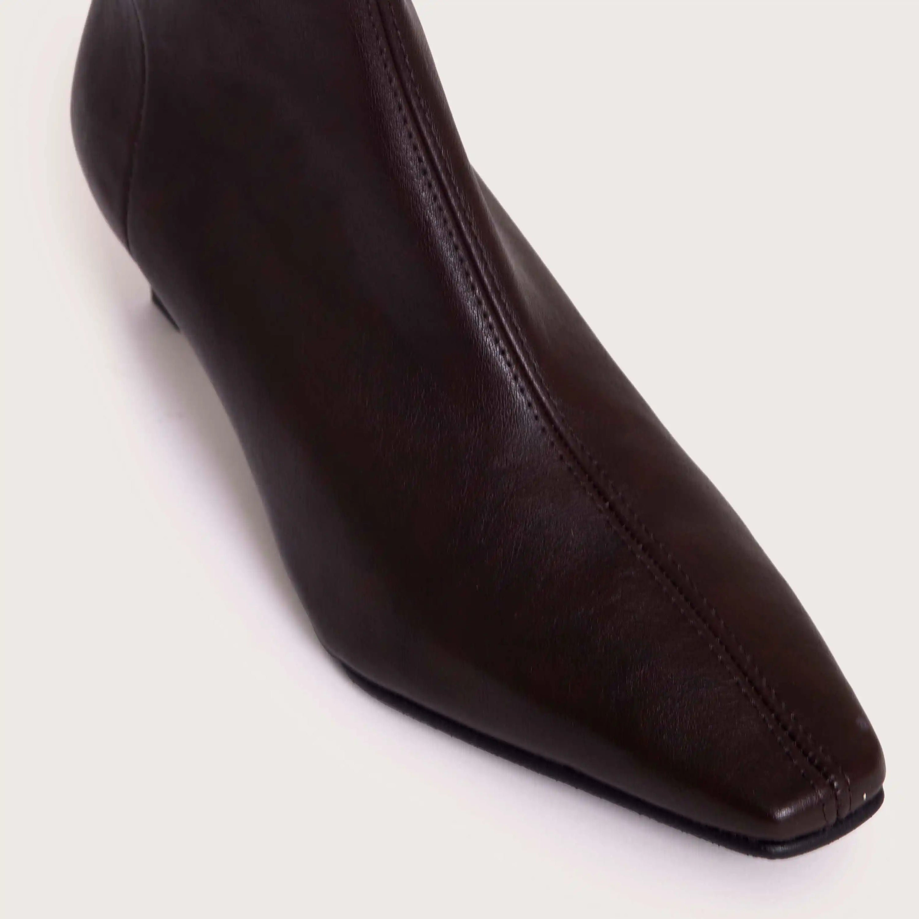 Delano - Brown Leather
