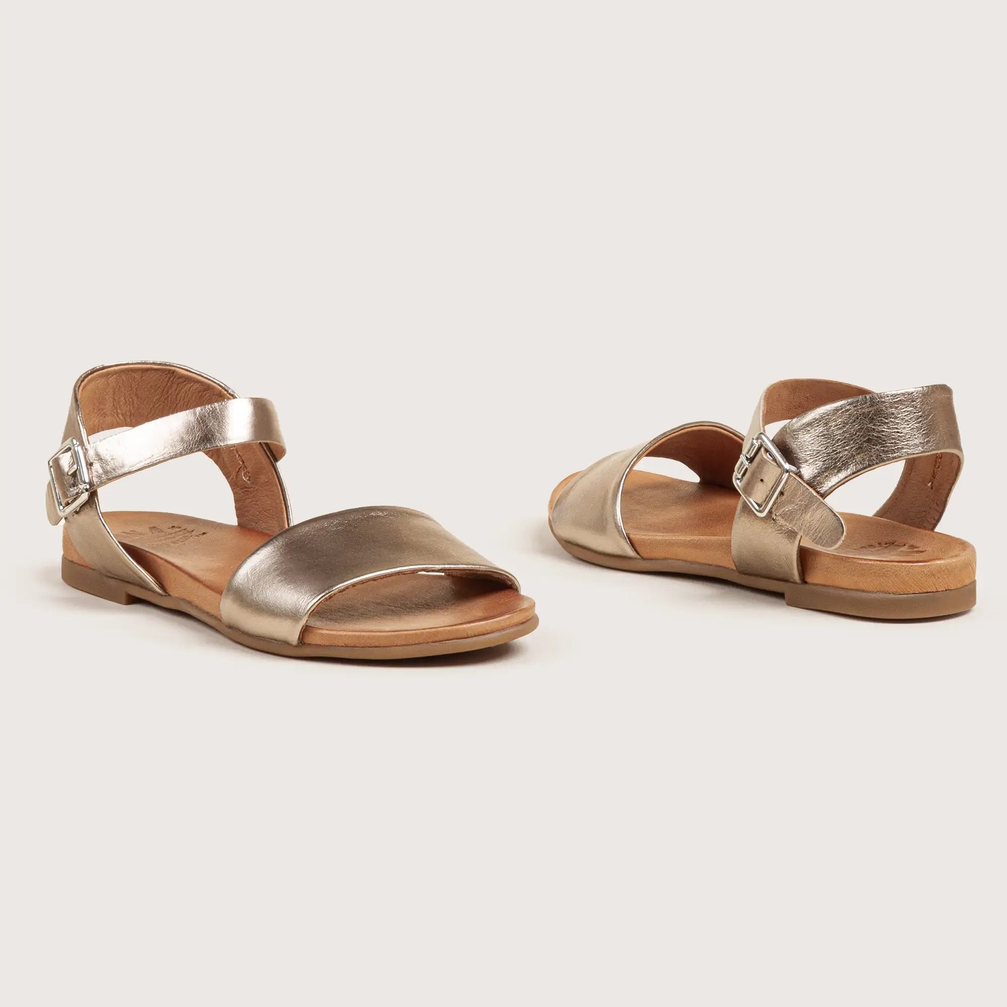 Rockaway - Metallic Hat Women's Sandal | DNA Footwear® Rockaway - Metallic Hat Women's Sandal | DNA Footwear®