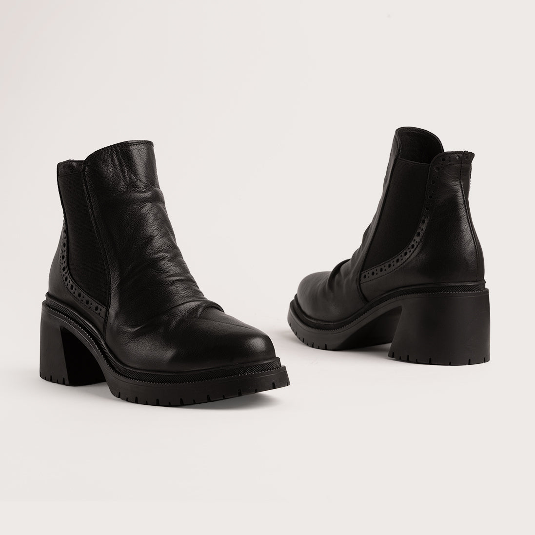 Sterns - Black