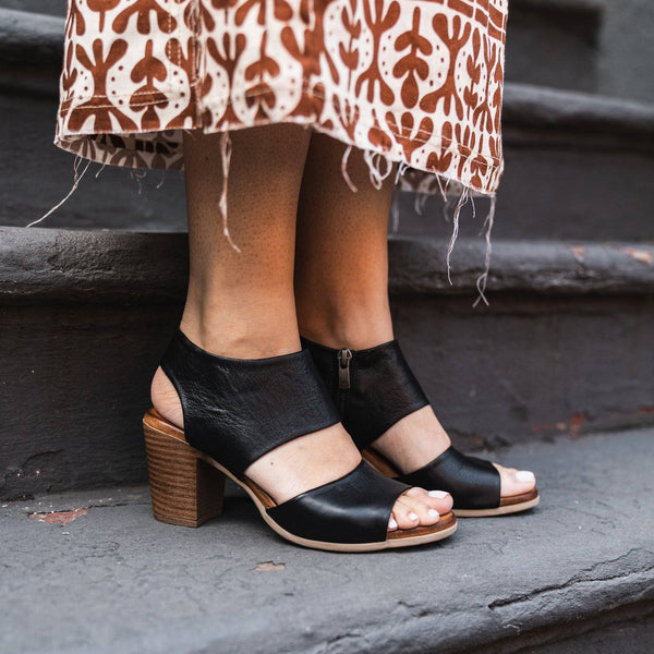 Sydney - Black - DNA Footwear