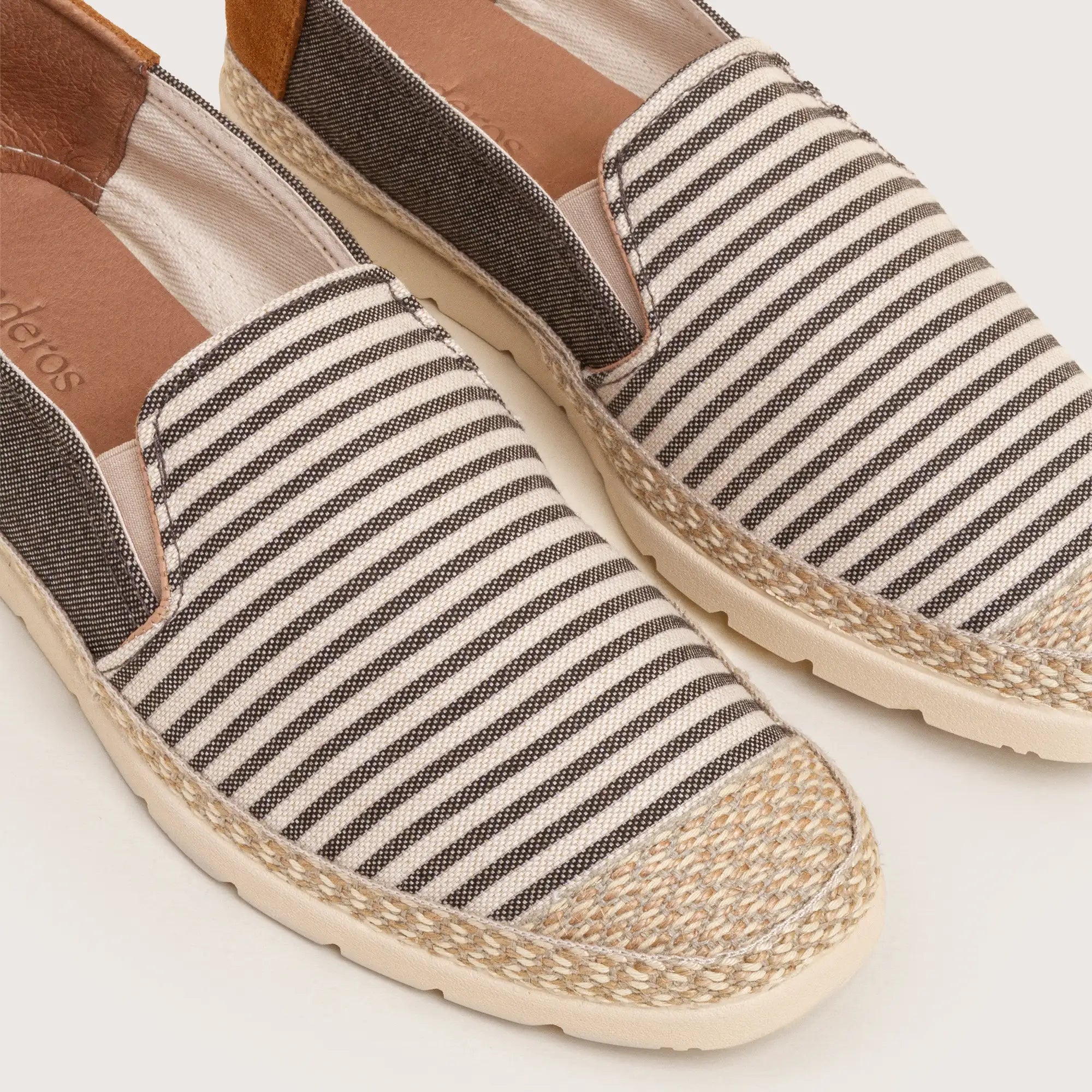 Santi - Black Stripe Canvas