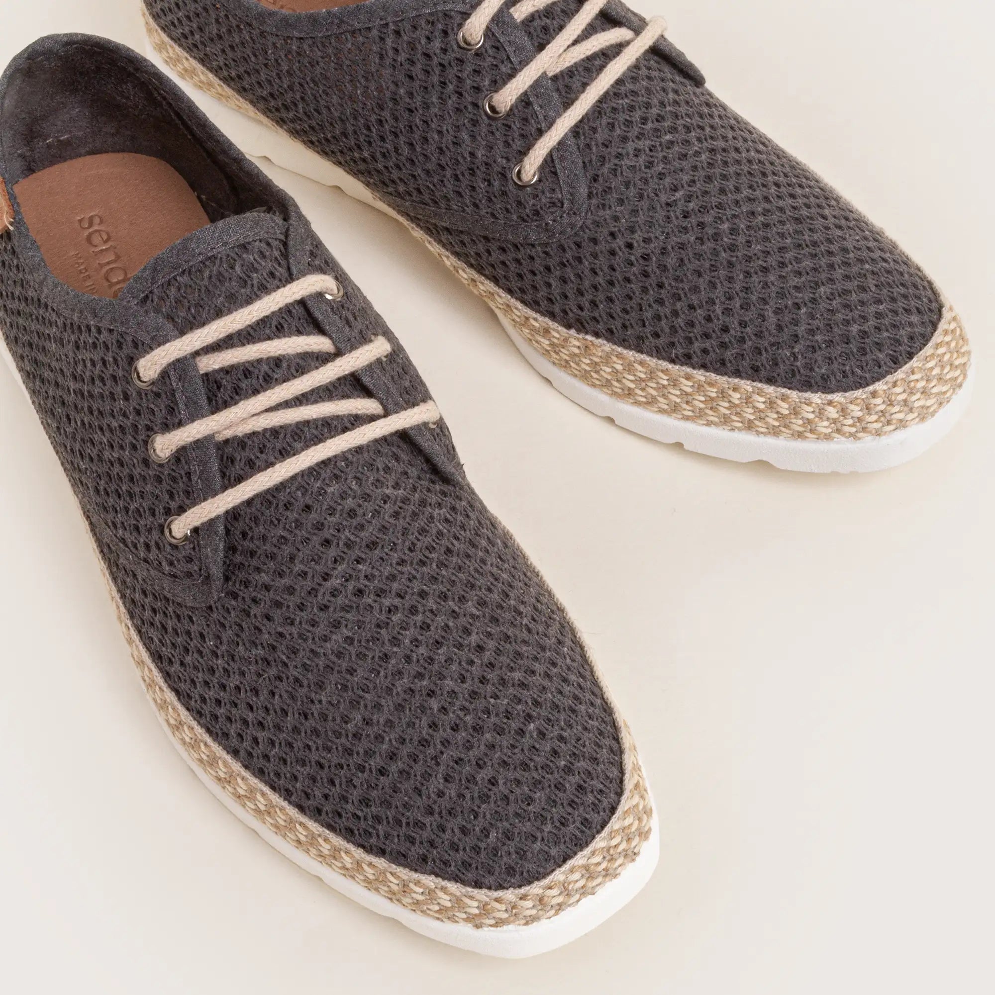 Sol- Grey Mesh