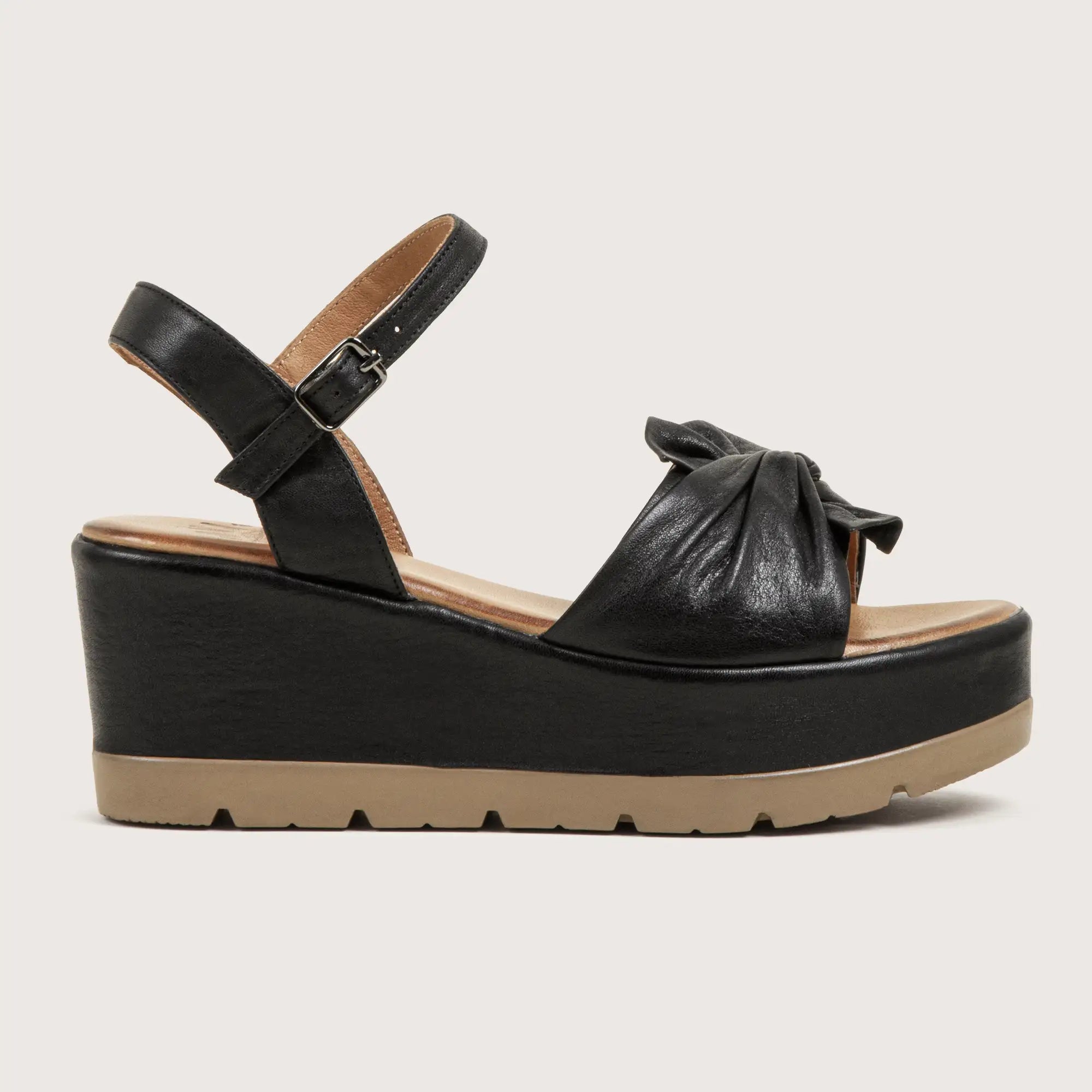 Torry-Blk-2.webp