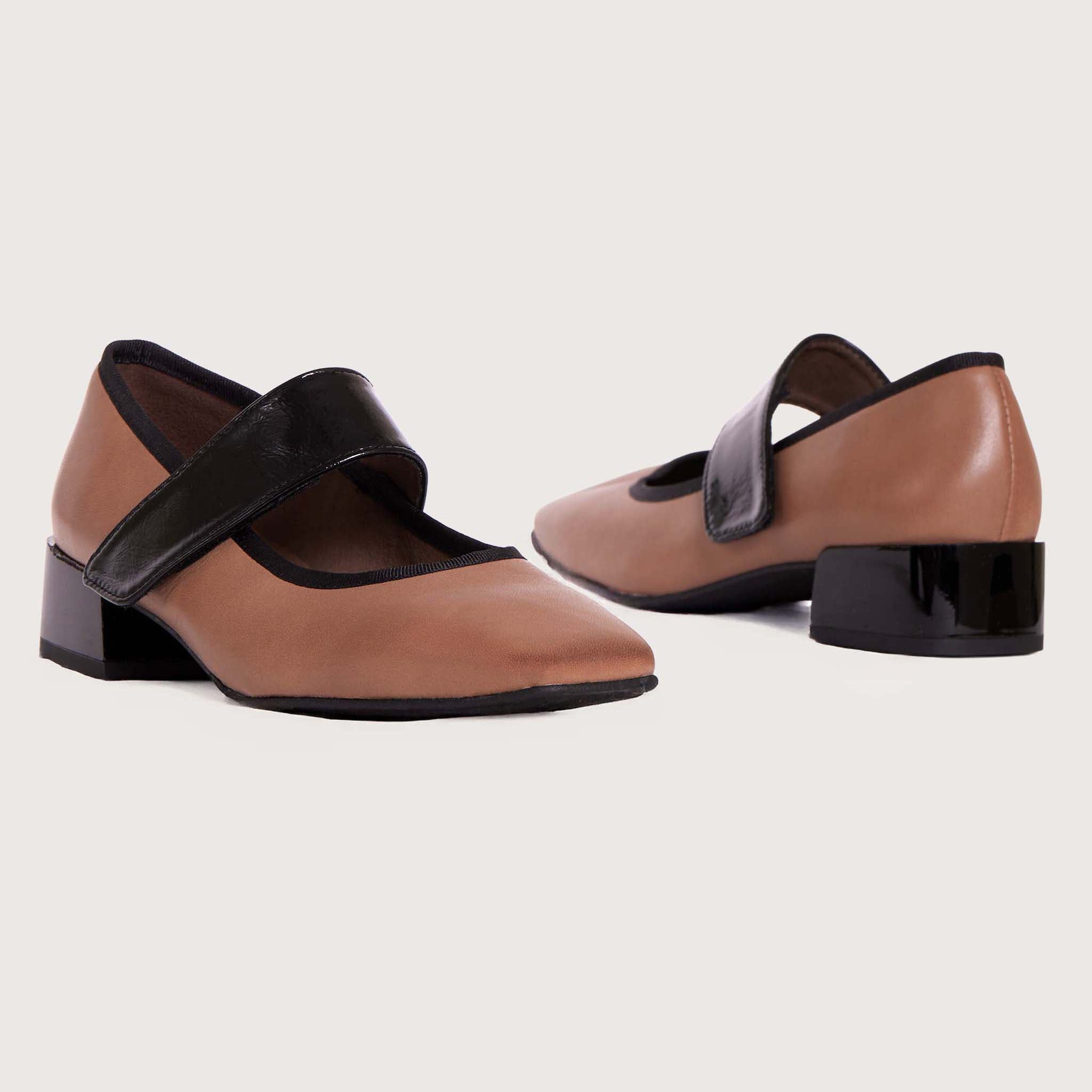 Trinity - Taupe/Black