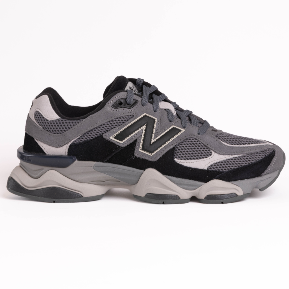 New Balance 9060 - Black