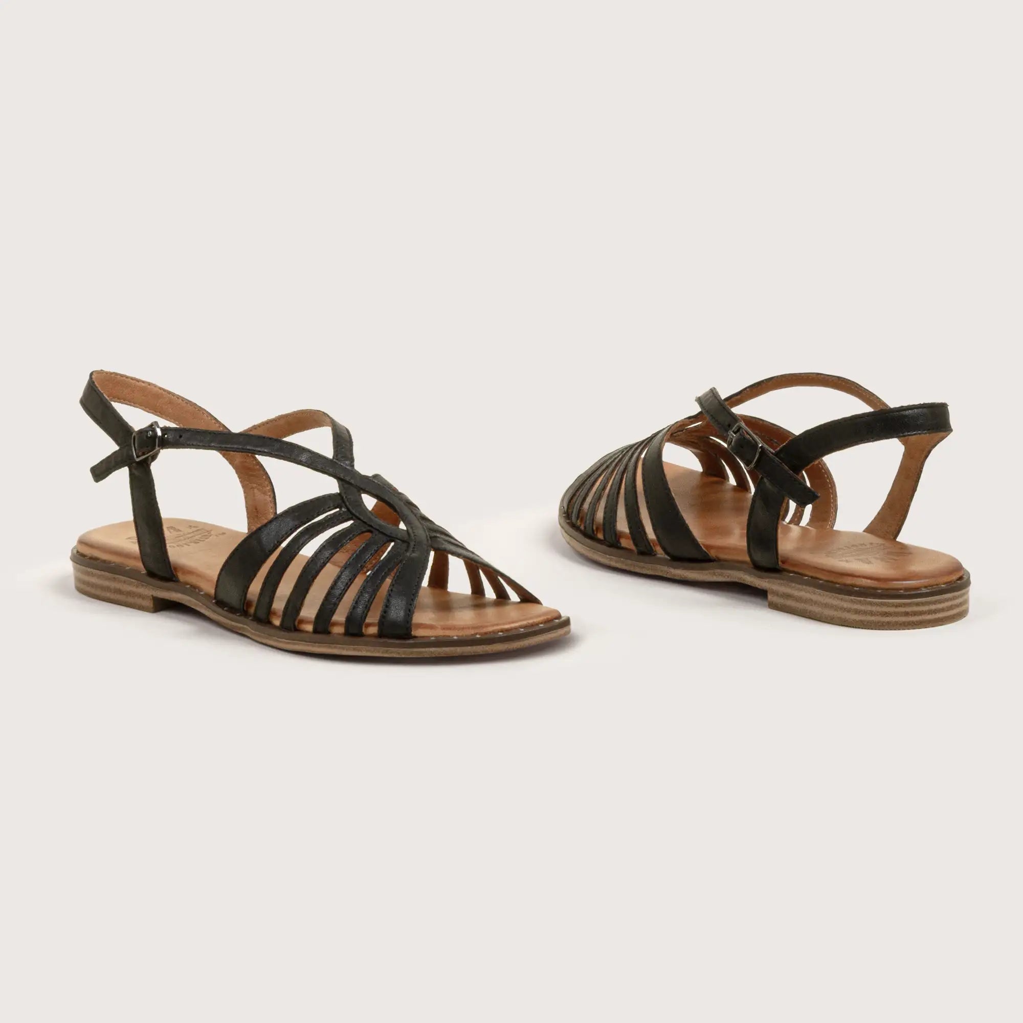 Villa - Black