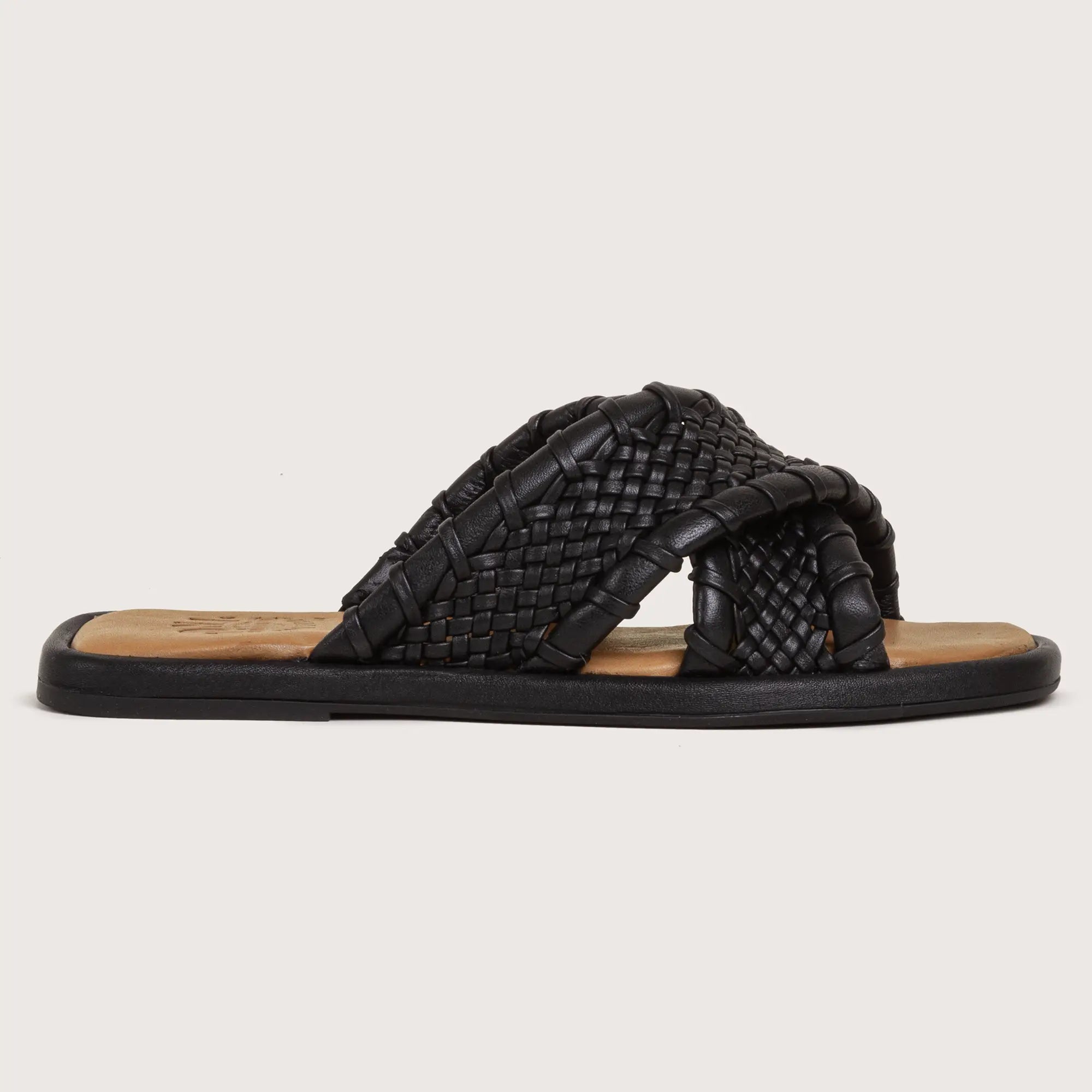 Woodruff - Black