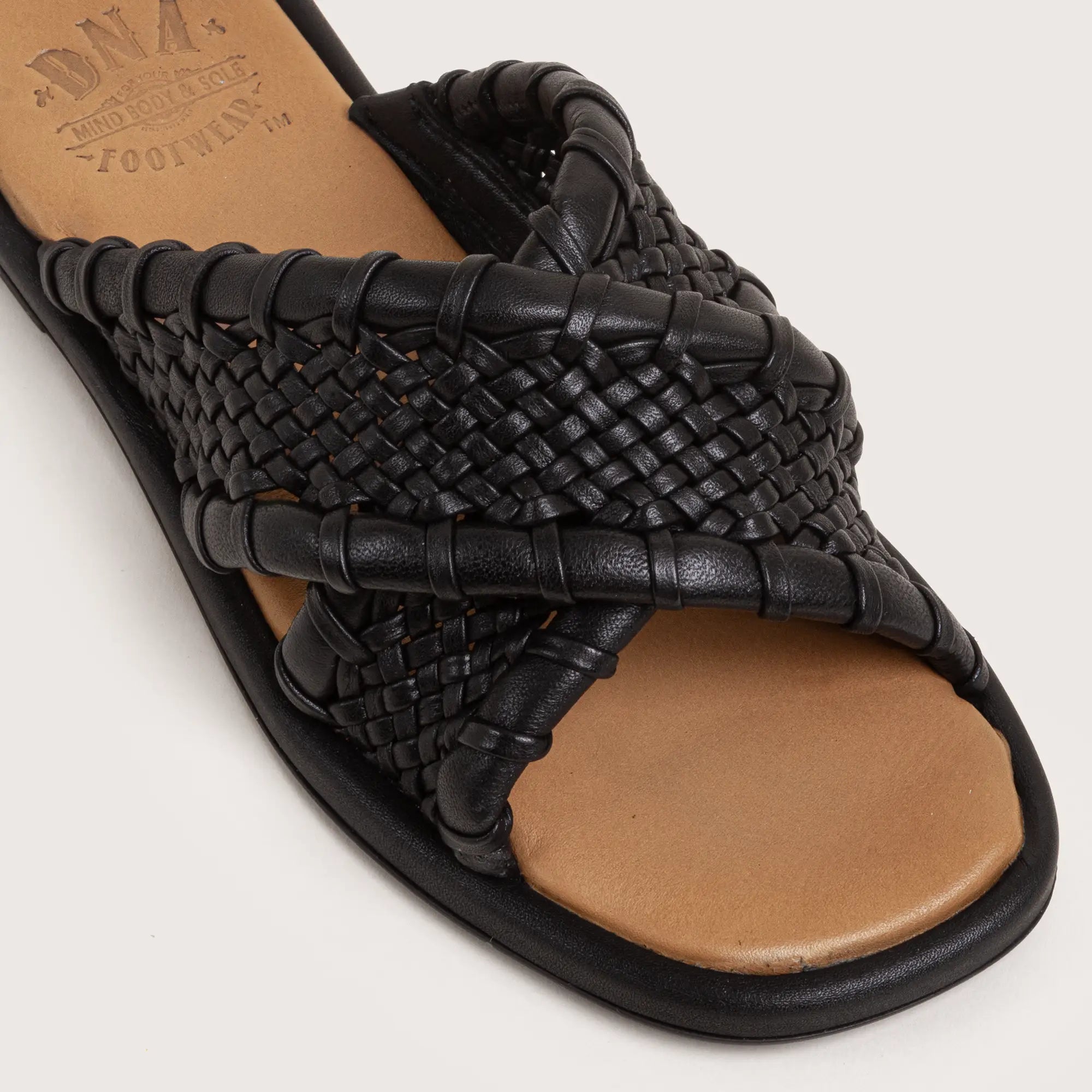 Woodruff - Black