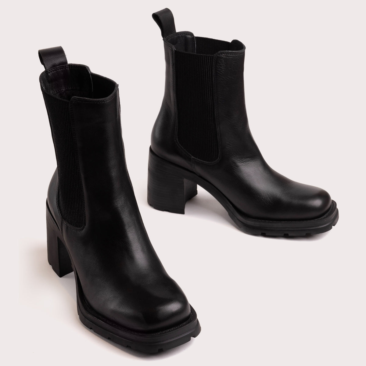 Coyle - Black Leather