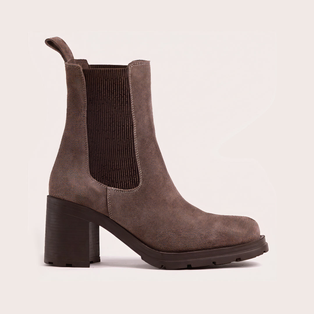 Coyle - Taupe Suede