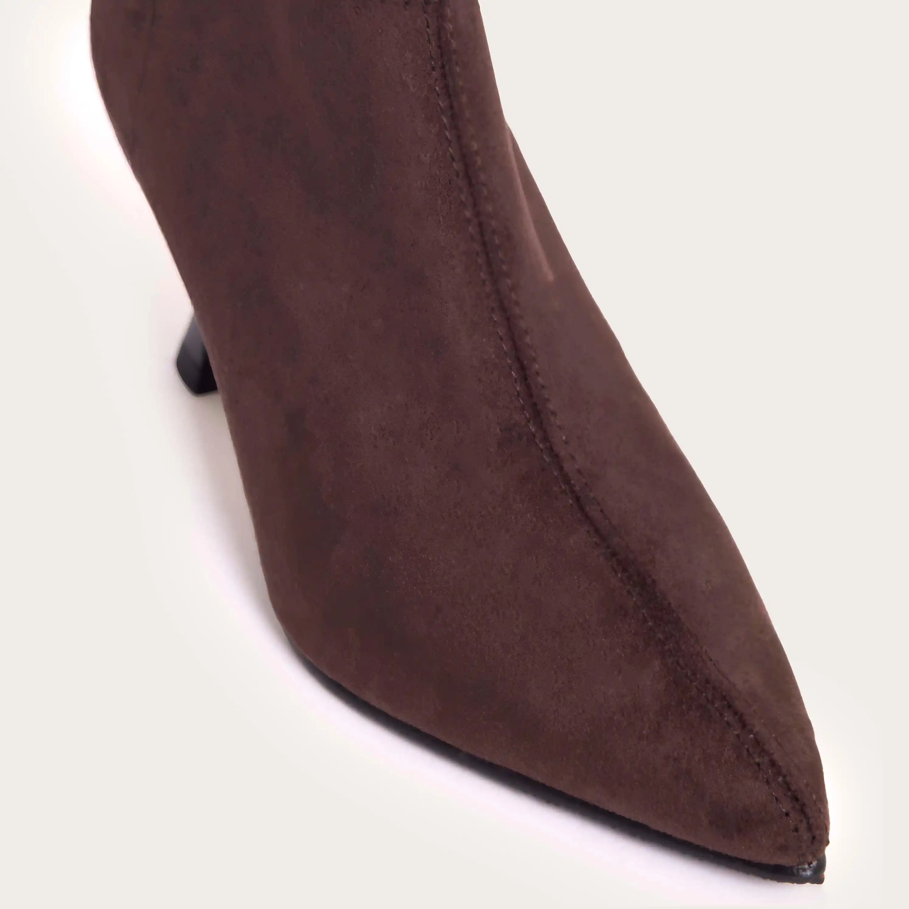 Henwood - Brown Suede